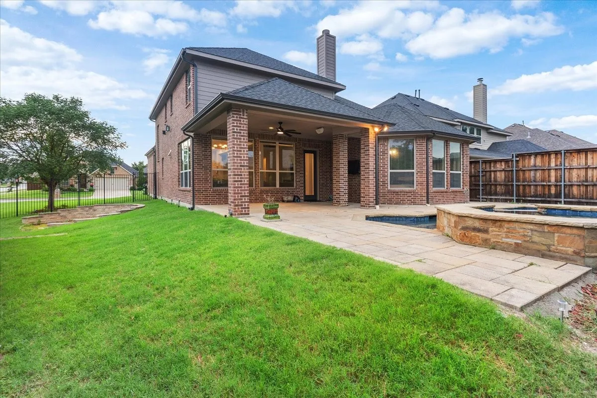 Single Family Residence For Rent in Collin County , 5621 Fringetree Drive, Mc Kinney, Texas 75071, 5 Bedroom, 4 Bathroom, 2 Garage spaces, 3,335 Sqft, built in 2015, mls#21394677, Real Estate Agent in Mc Kinney, Homes For Rent in Collin county, Homes For Rent in Mc Kinney, Realtor in Mc Kinney Texas, Real Estate Brokerage Independent Realty Texas, Luminita Cordes Realtor