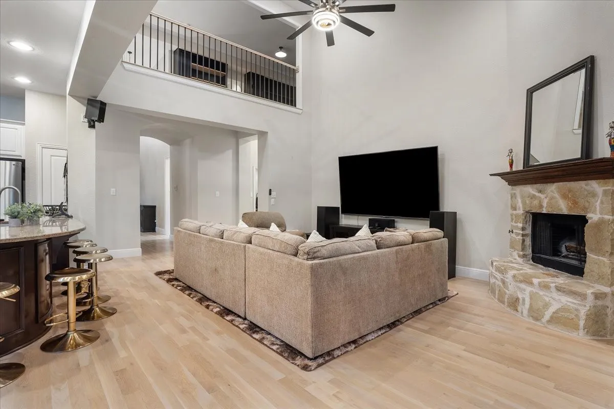 Single Family Residence For Rent in Collin County , 5621 Fringetree Drive, Mc Kinney, Texas 75071, 5 Bedroom, 4 Bathroom, 2 Garage spaces, 3,335 Sqft, built in 2015, mls#21394677, Real Estate Agent in Mc Kinney, Homes For Rent in Collin county, Homes For Rent in Mc Kinney, Realtor in Mc Kinney Texas, Real Estate Brokerage Independent Realty Texas, Luminita Cordes Realtor