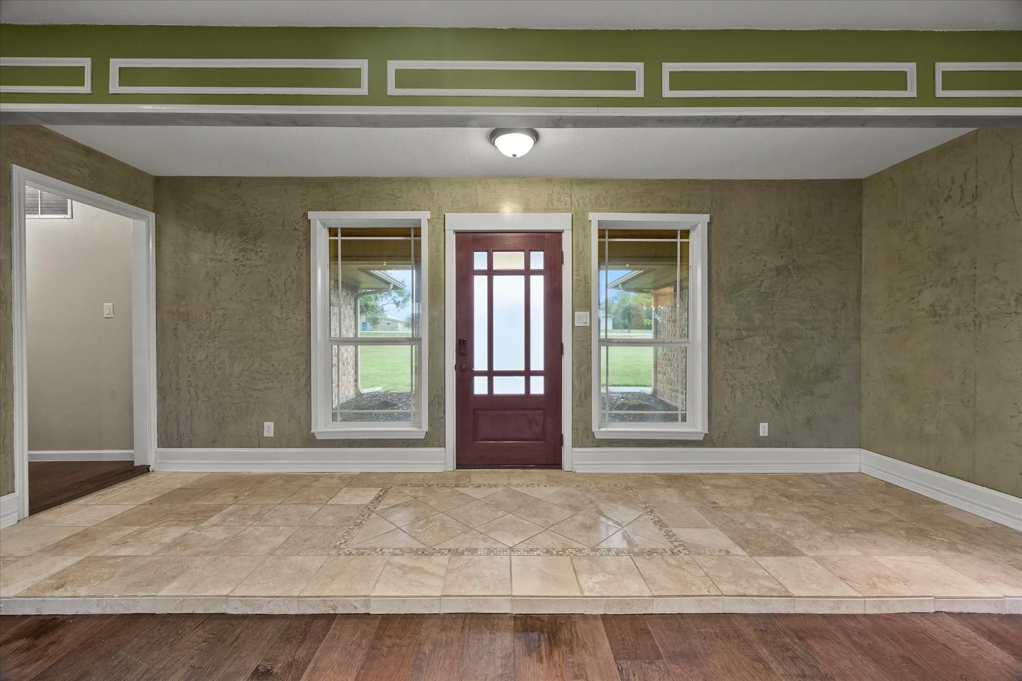 Single Family Residence For Sale in Rockwall County , 813 Zion Hill Circle, Rockwall, Texas 75087, 4 Bedroom, 2 Bathroom, 2 Garage spaces, 1,815 Sqft, built in 1984, mls#21394663, Real Estate Agent in Rockwall, Homes For Sale in Rockwall county, Homes For Sale in Rockwall, Realtor in Rockwall Texas, Real Estate Brokerage Independent Realty Texas, Luminita Cordes Realtor