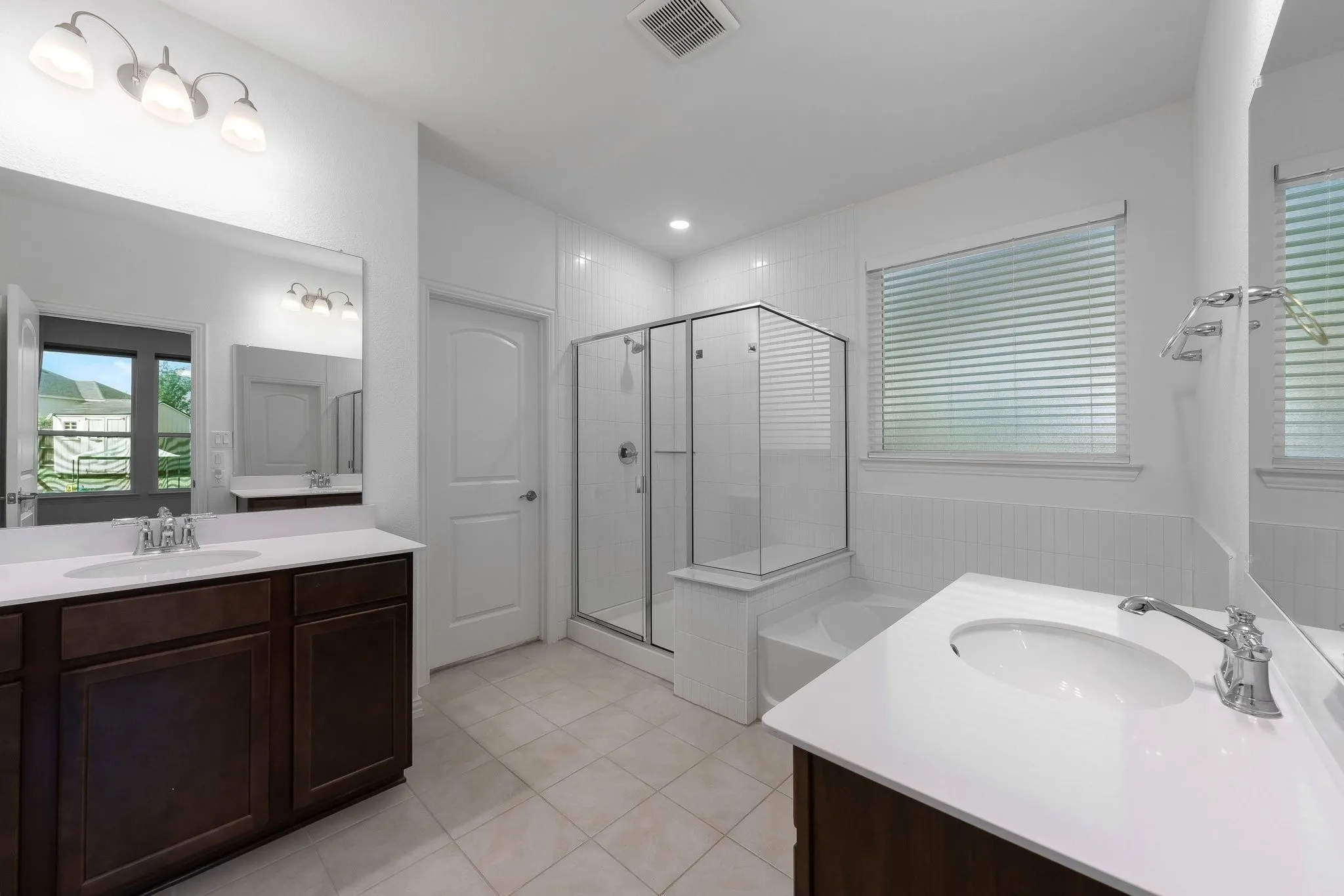 Single Family Residence For Sale in Collin County , 3600 Cadogan Street, Mc Kinney, Texas 75071, 4 Bedroom, 3 Bathroom, 2 Garage spaces, 2,817 Sqft, built in 2024, mls#21394267, Real Estate Agent in Mc Kinney, Homes For Sale in Collin county, Homes For Sale in Mc Kinney, Realtor in Mc Kinney Texas, Real Estate Brokerage Independent Realty Texas, Luminita Cordes Realtor