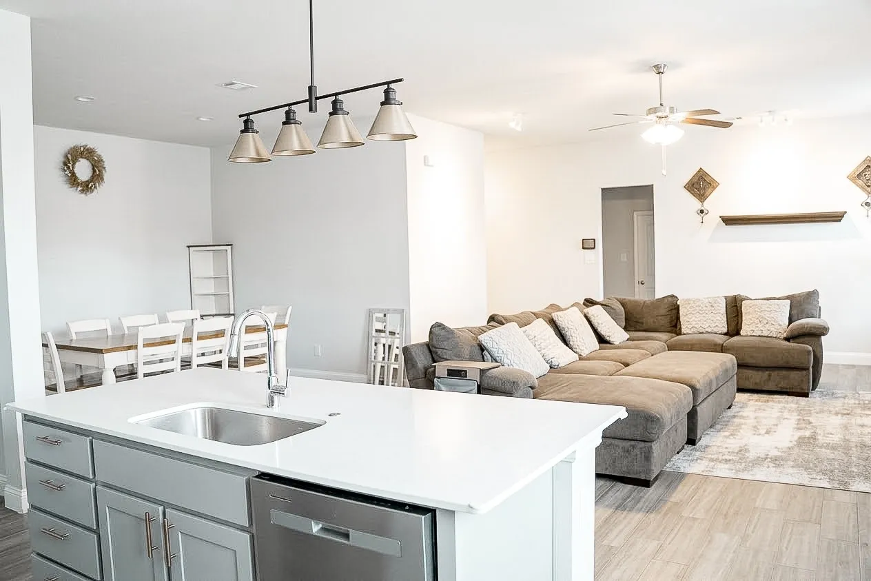 Single Family Residence For Rent in Tarrant County , 1307 Axis Deer Road, Arlington, Texas 76002, 4 Bedroom, 2 Bathroom, 3 Garage spaces, 2,274 Sqft, built in 2022, mls#21394680, Real Estate Agent in Arlington, Homes For Rent in Tarrant county, Homes For Rent in Arlington, Realtor in Arlington Texas, Real Estate Brokerage Independent Realty Texas, Luminita Cordes Realtor