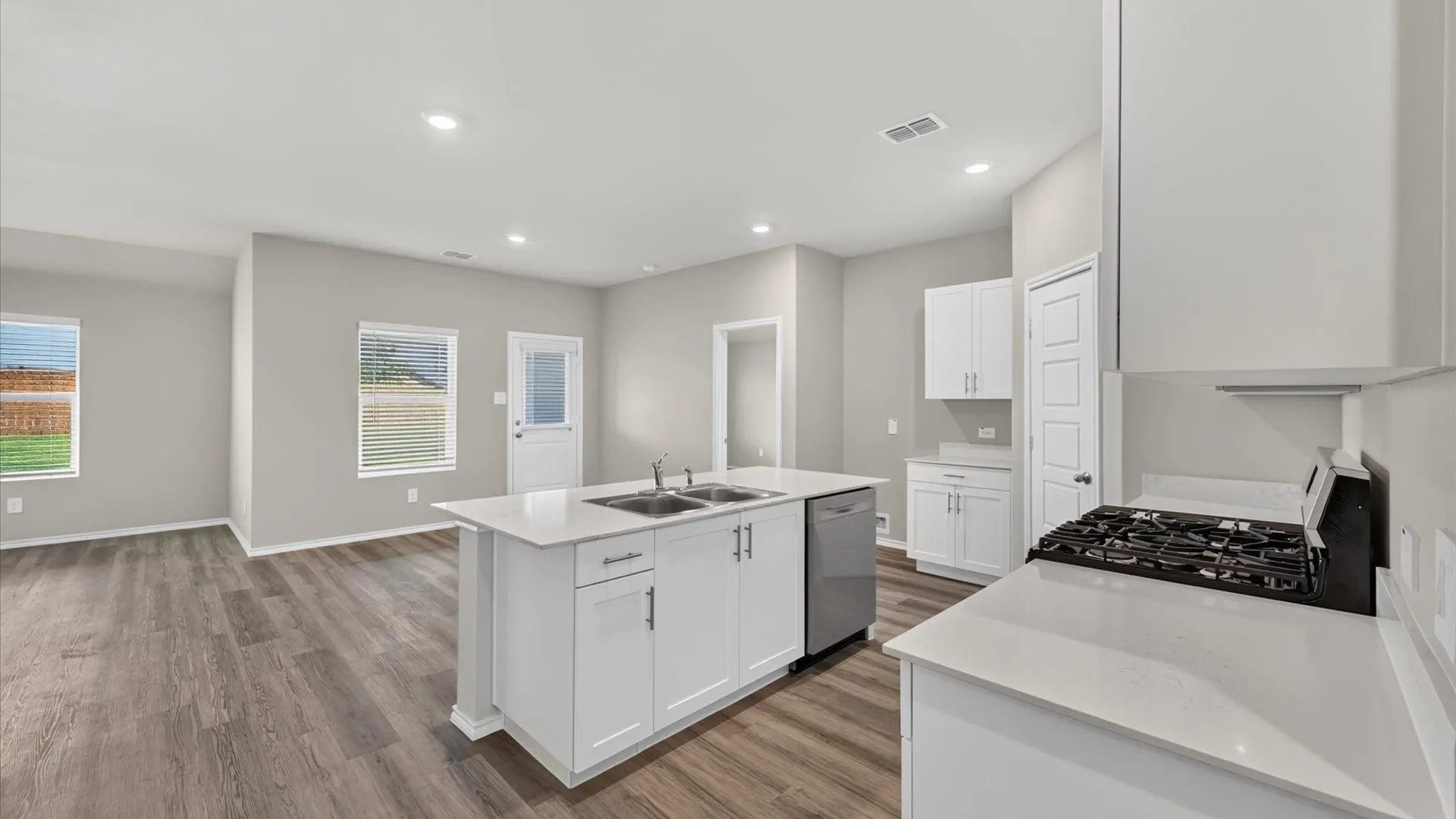 Single Family Residence For Sale in Johnson County , 901 BOLL WEEVIL Drive, Cleburne, Texas 76031, 3 Bedroom, 2 Bathroom, 2 Garage spaces, 1,622 Sqft, built in 2026, mls#21393780, Real Estate Agent in Cleburne, Homes For Sale in Johnson county, Homes For Sale in Cleburne, Realtor in Cleburne Texas, Real Estate Brokerage Independent Realty Texas, Luminita Cordes Realtor