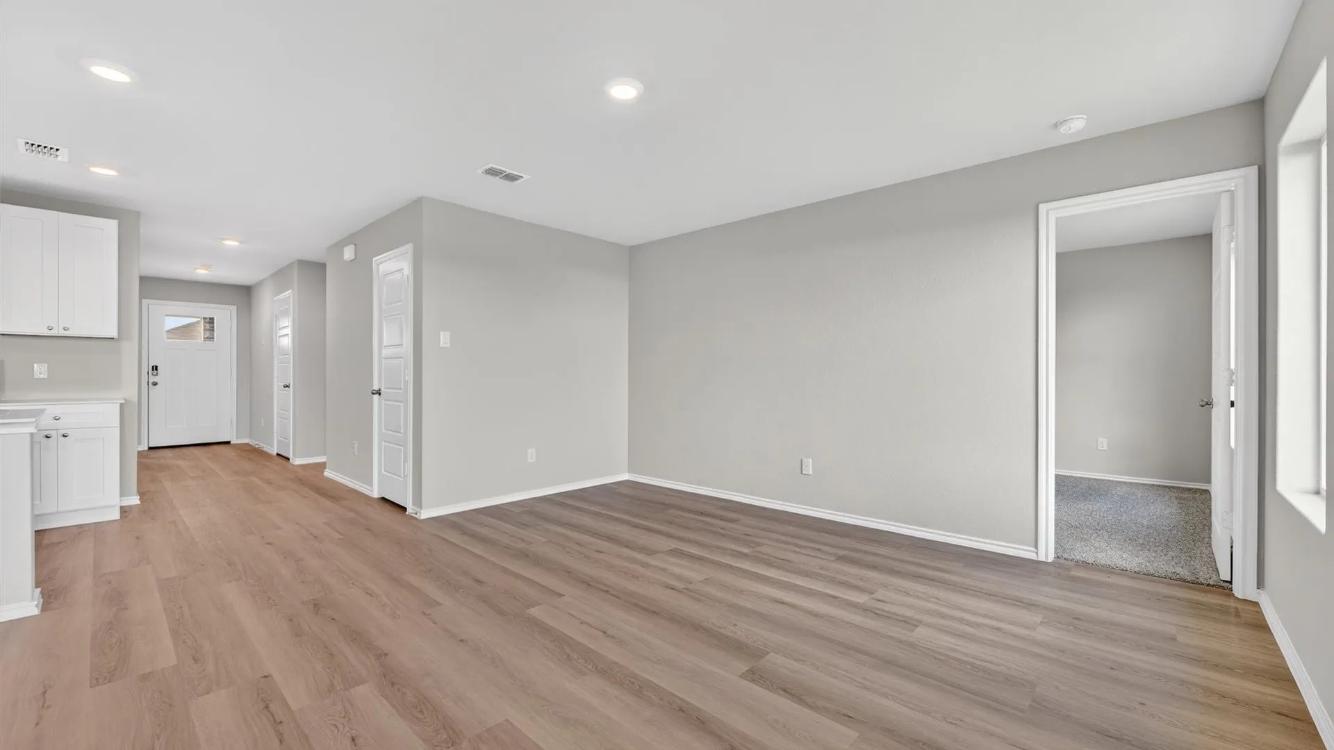 Single Family Residence For Sale in Denton County , 516 BABBLING BROOK Drive, Denton, Texas 76259, 3 Bedroom, 2 Bathroom, 2 Garage spaces, 1,201 Sqft, built in 2026, mls#21394328, Real Estate Agent in Denton, Homes For Sale in Denton county, Homes For Sale in Denton, Realtor in Denton Texas, Real Estate Brokerage Independent Realty Texas, Luminita Cordes Realtor