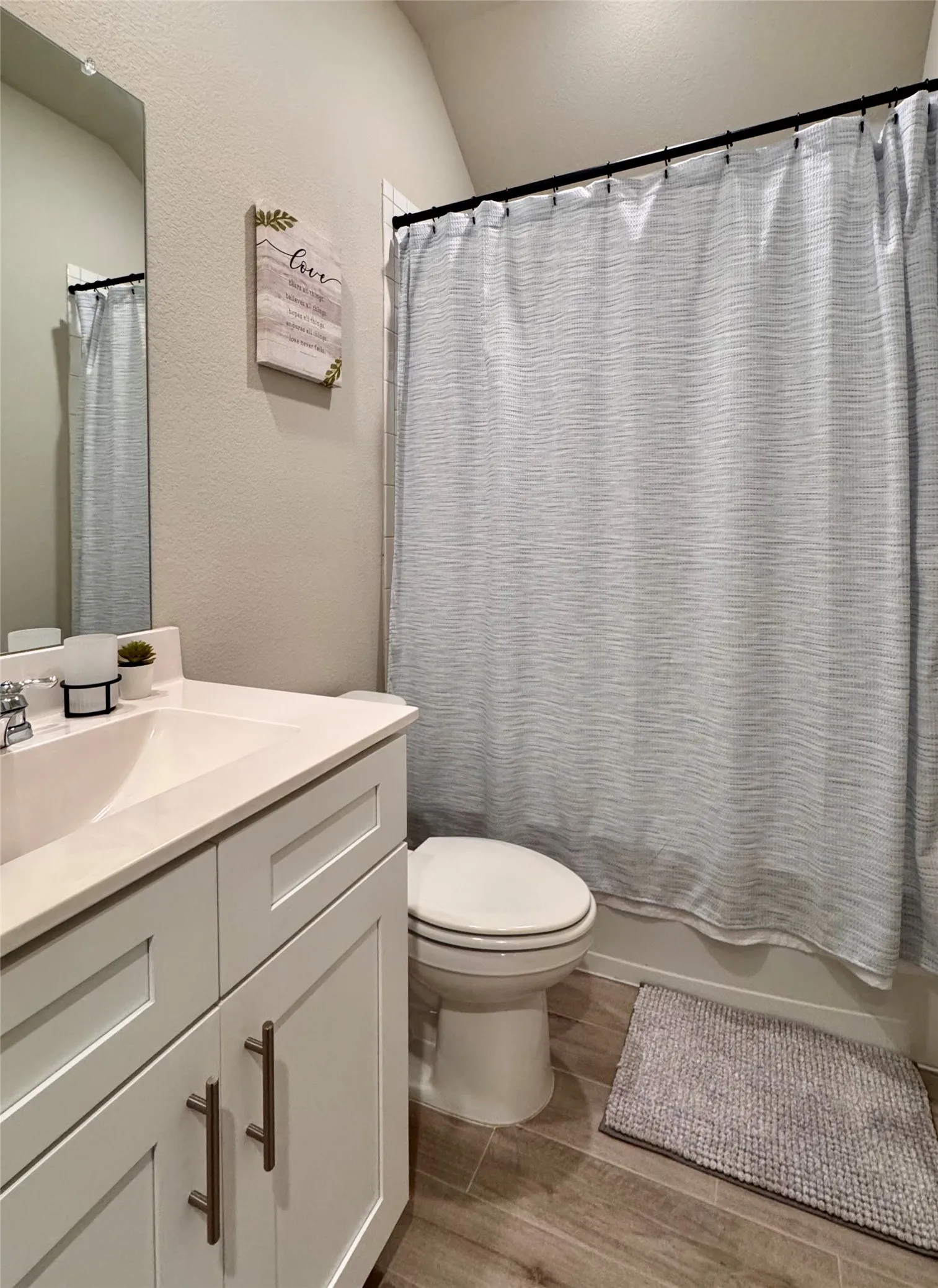 Single Family Residence For Rent in Tarrant County , 4810 Foundation Street, Haltom City, Texas 76117, 3 Bedroom, 3 Bathroom, 2 Garage spaces, 1,563 Sqft, built in 2023, mls#21394688, Real Estate Agent in Haltom City, Homes For Rent in Tarrant county, Homes For Rent in Haltom City, Realtor in Haltom City Texas, Real Estate Brokerage Independent Realty Texas, Luminita Cordes Realtor