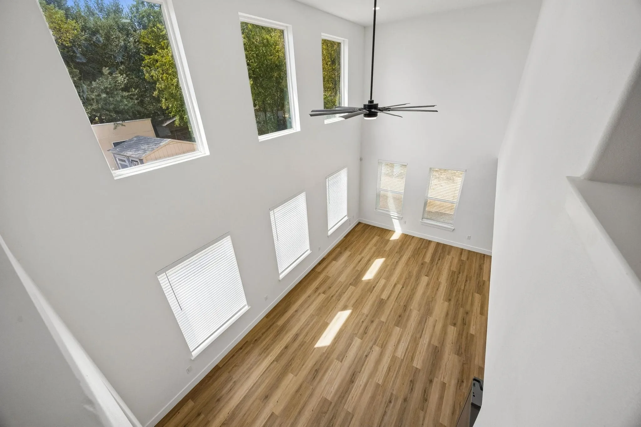 Single Family Residence For Rent in Dallas County , 4023 Abilene Street, Dallas, Texas 75212, 4 Bedroom, 3 Bathroom, 2 Garage spaces, 2,462 Sqft, built in 2022, mls#21394689, Real Estate Agent in Dallas, Homes For Rent in Dallas county, Homes For Rent in Dallas, Realtor in Dallas Texas, Real Estate Brokerage Independent Realty Texas, Luminita Cordes Realtor