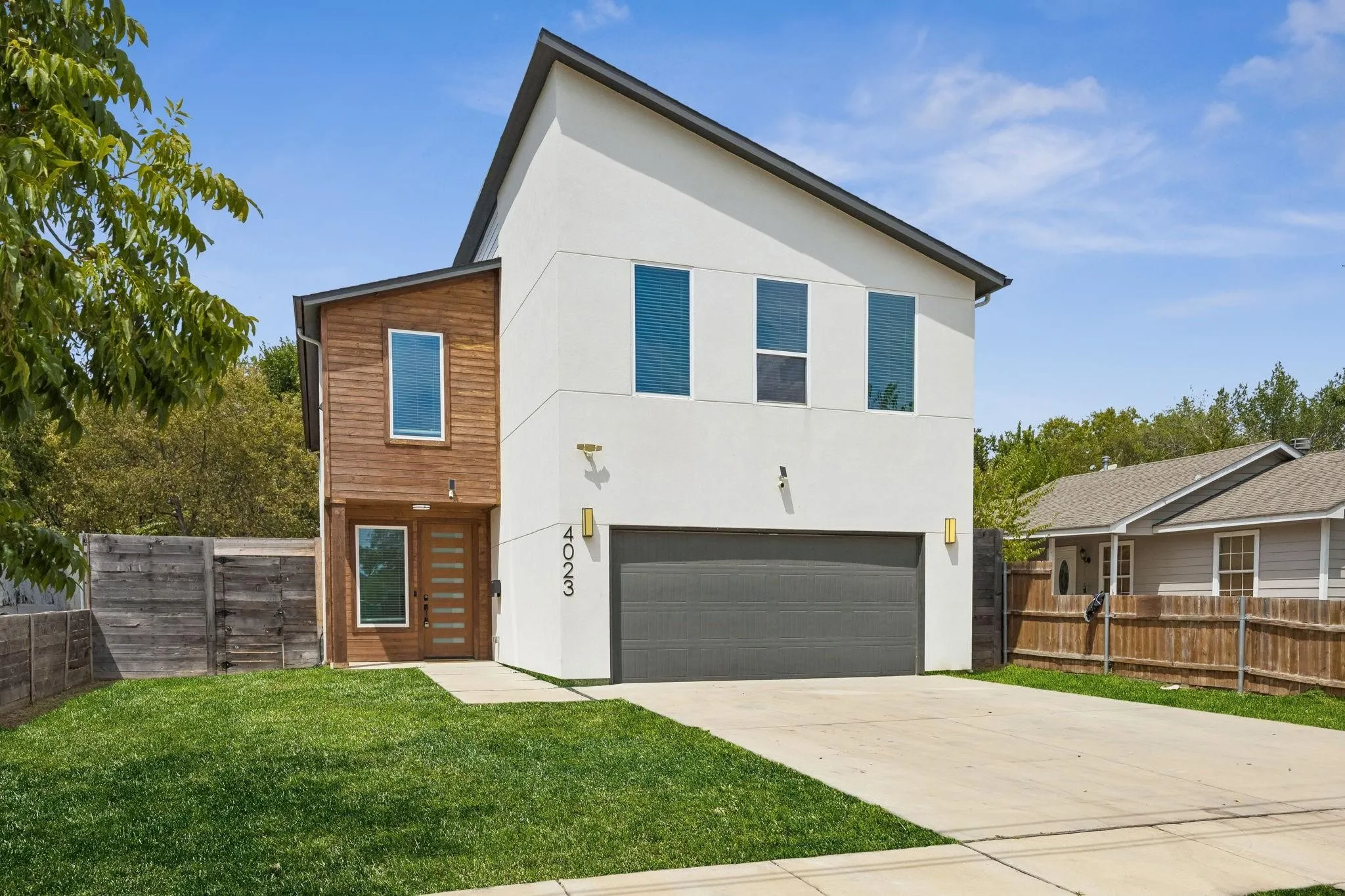 Single Family Residence For Rent in Dallas County , 4023 Abilene Street, Dallas, Texas 75212, 4 Bedroom, 3 Bathroom, 2 Garage spaces, 2,462 Sqft, built in 2022, mls#21394689, Real Estate Agent in Dallas, Homes For Rent in Dallas county, Homes For Rent in Dallas, Realtor in Dallas Texas, Real Estate Brokerage Independent Realty Texas, Luminita Cordes Realtor