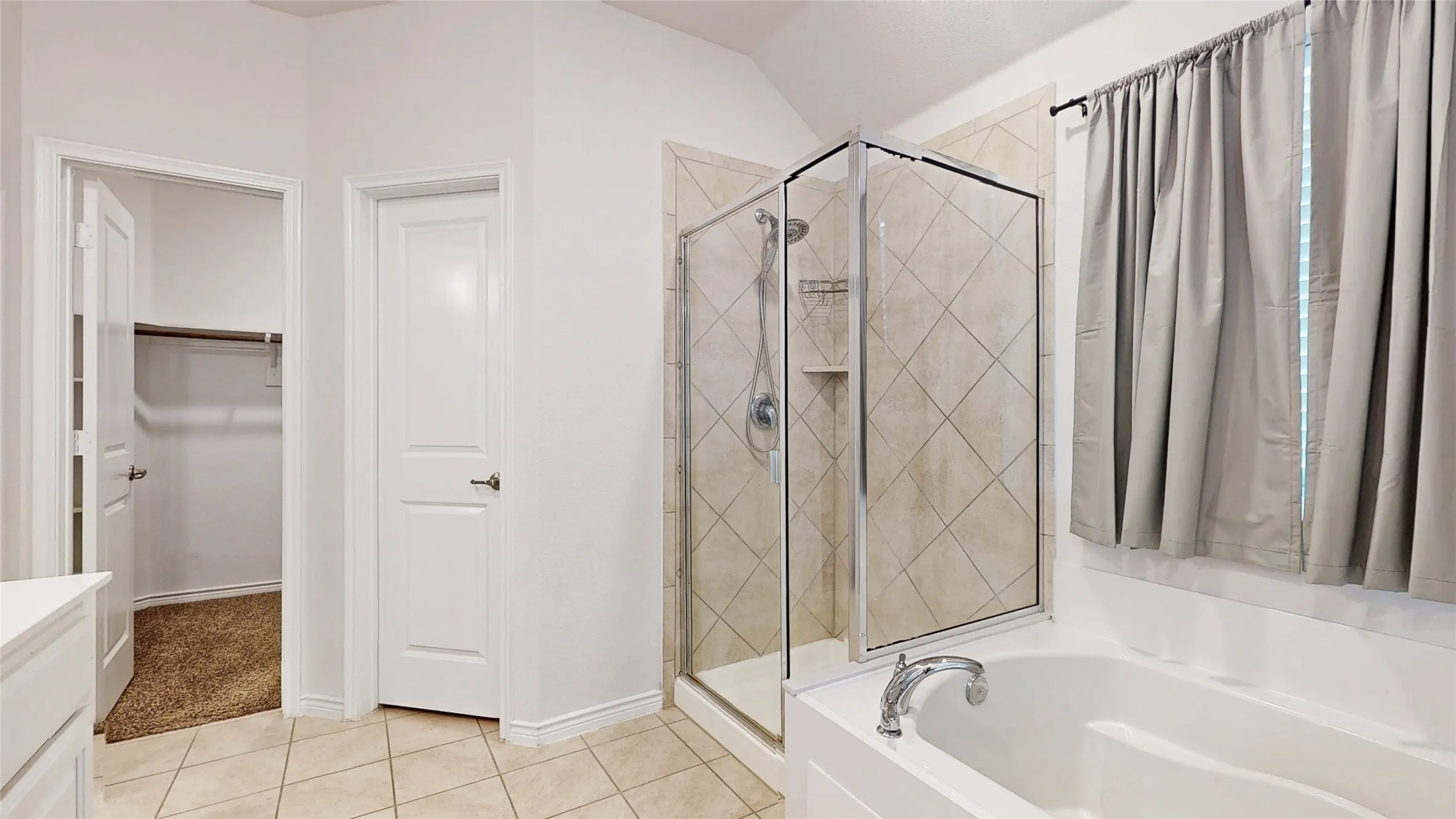 Single Family Residence For Sale in Collin County , 403 Cowboy Way, Anna, Texas 75409, 4 Bedroom, 2 Bathroom, 2 Garage spaces, 1,648 Sqft, built in 2019, mls#21394691, Real Estate Agent in Anna, Homes For Sale in Collin county, Homes For Sale in Anna, Realtor in Anna Texas, Real Estate Brokerage Independent Realty Texas, Luminita Cordes Realtor