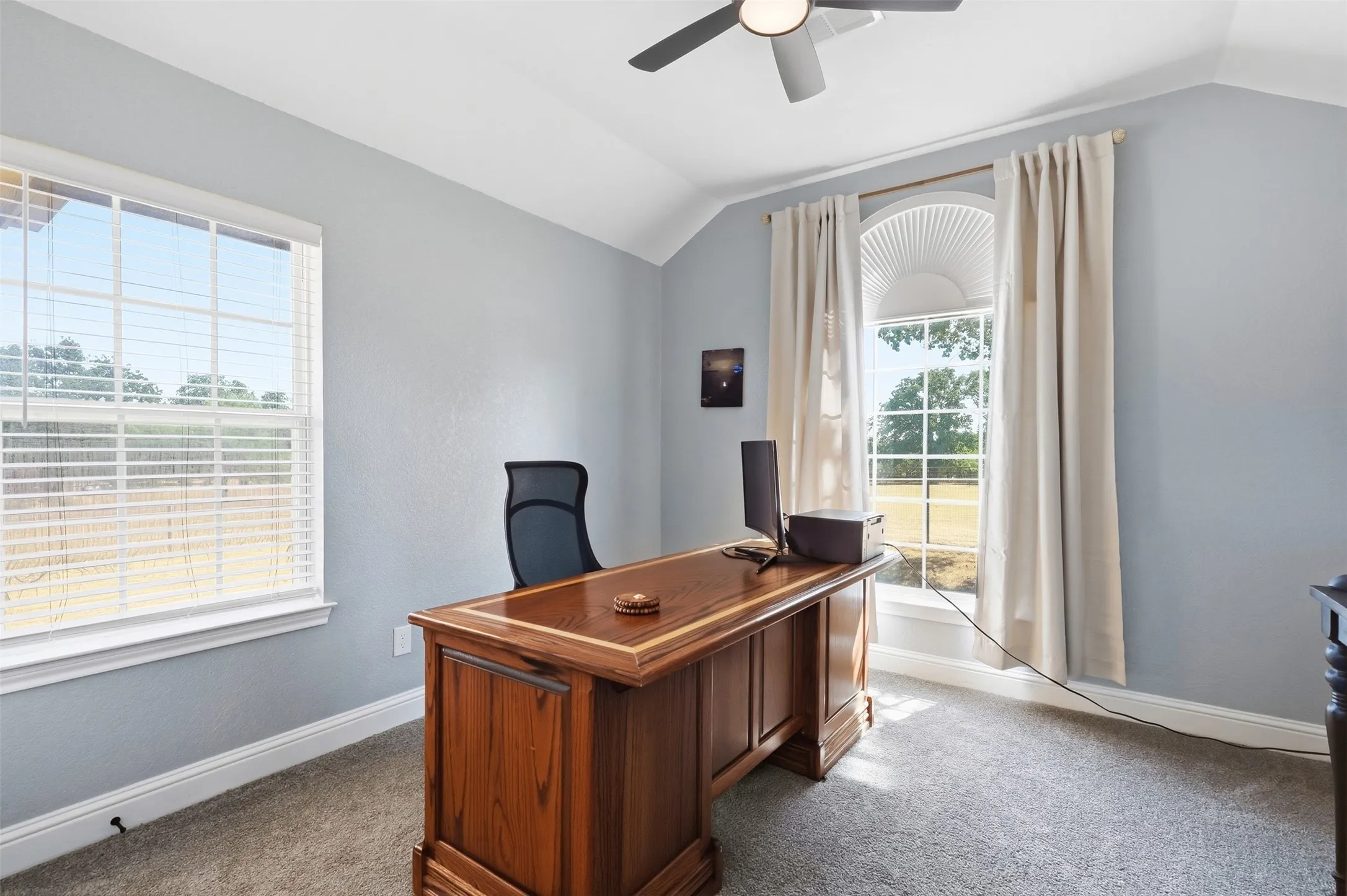 Single Family Residence For Sale in Parker County , 2978 Harwell Lake Road, Weatherford, Texas 76088, 3 Bedroom, 2 Bathroom, 2 Garage spaces, 2,182 Sqft, built in 2000, mls#21394486, Real Estate Agent in Weatherford, Homes For Sale in Parker county, Homes For Sale in Weatherford, Realtor in Weatherford Texas, Real Estate Brokerage Independent Realty Texas, Luminita Cordes Realtor