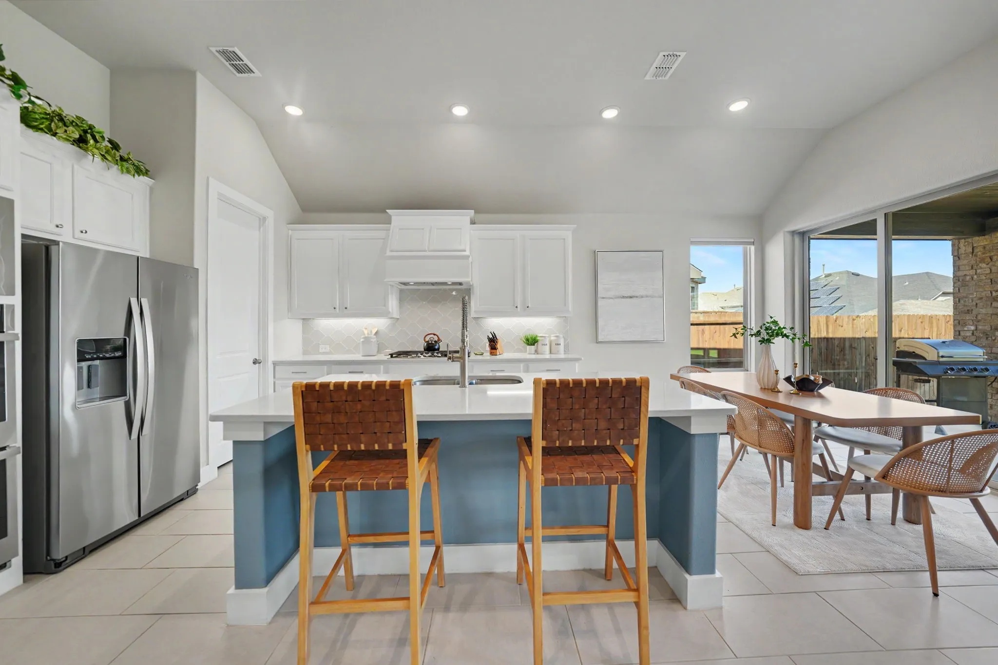 Single Family Residence For Sale in Denton County , 1213 Whitewing Dove Drive, Little Elm, Texas 75068, 3 Bedroom, 2 Bathroom, 2 Garage spaces, 2,120 Sqft, built in 2021, mls#21393504, Real Estate Agent in Little Elm, Homes For Sale in Denton county, Homes For Sale in Little Elm, Realtor in Little Elm Texas, Real Estate Brokerage Independent Realty Texas, Luminita Cordes Realtor