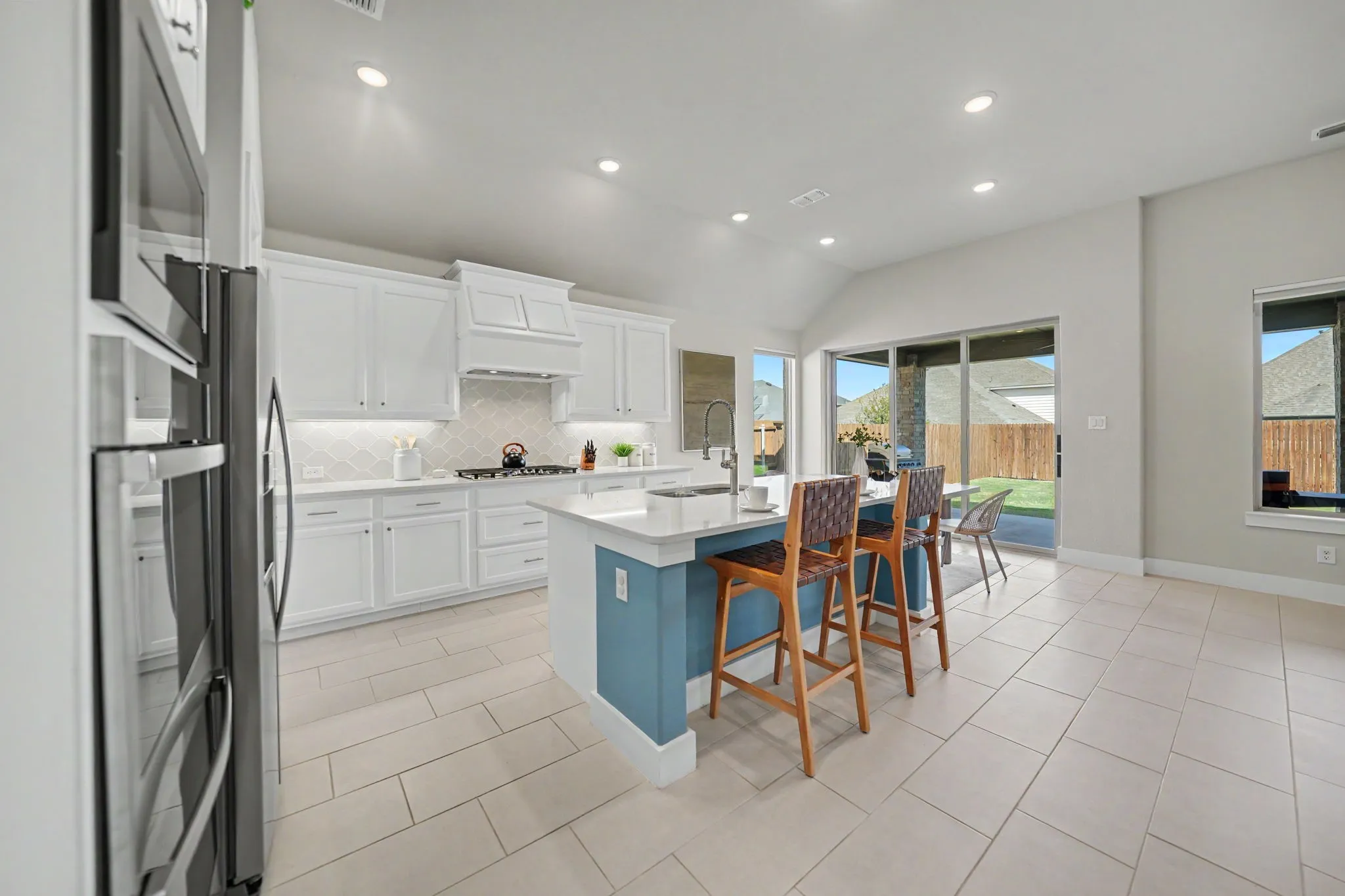 Single Family Residence For Sale in Denton County , 1213 Whitewing Dove Drive, Little Elm, Texas 75068, 3 Bedroom, 2 Bathroom, 2 Garage spaces, 2,120 Sqft, built in 2021, mls#21393504, Real Estate Agent in Little Elm, Homes For Sale in Denton county, Homes For Sale in Little Elm, Realtor in Little Elm Texas, Real Estate Brokerage Independent Realty Texas, Luminita Cordes Realtor