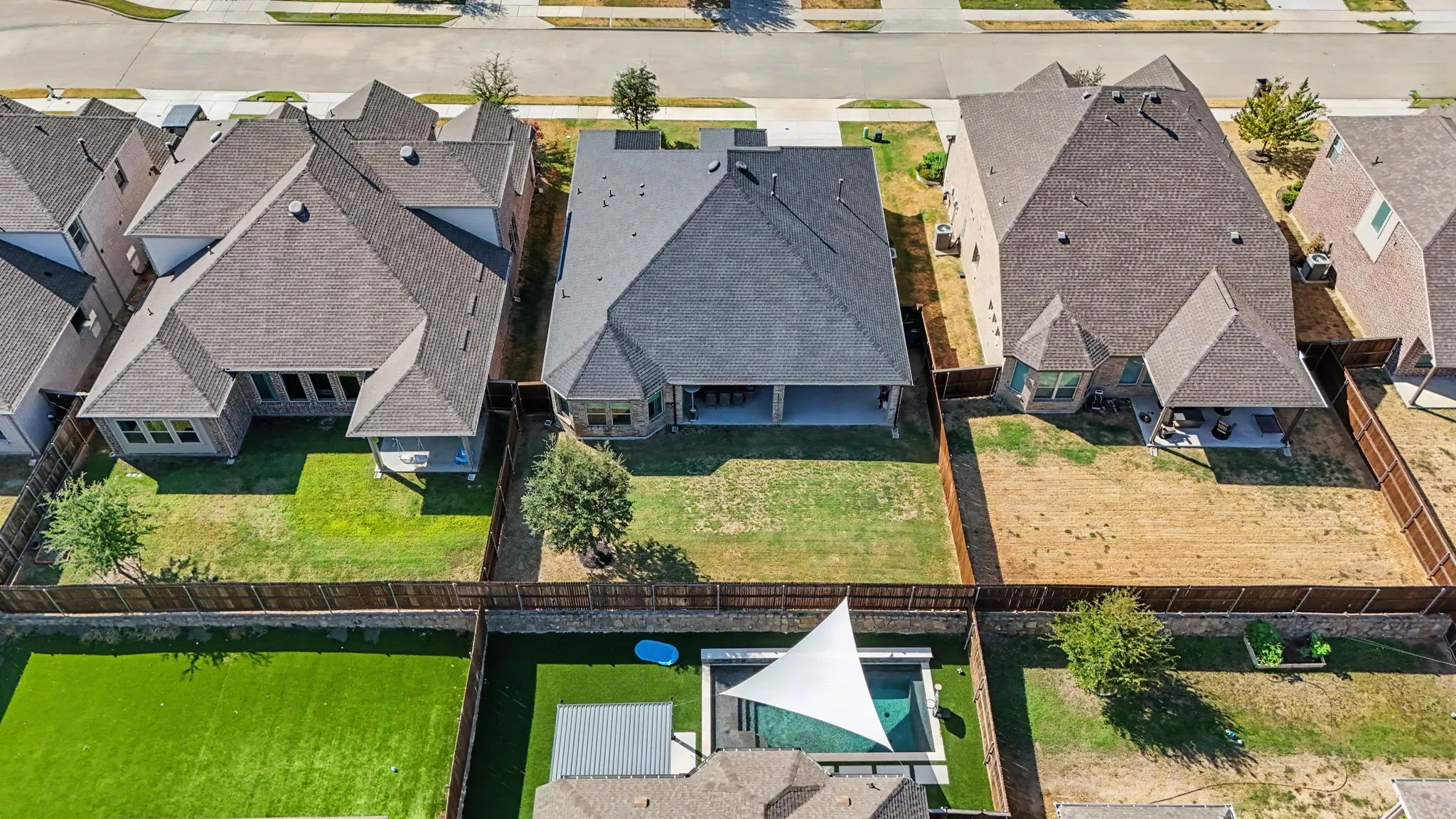 Single Family Residence For Sale in Denton County , 1213 Whitewing Dove Drive, Little Elm, Texas 75068, 3 Bedroom, 2 Bathroom, 2 Garage spaces, 2,120 Sqft, built in 2021, mls#21393504, Real Estate Agent in Little Elm, Homes For Sale in Denton county, Homes For Sale in Little Elm, Realtor in Little Elm Texas, Real Estate Brokerage Independent Realty Texas, Luminita Cordes Realtor
