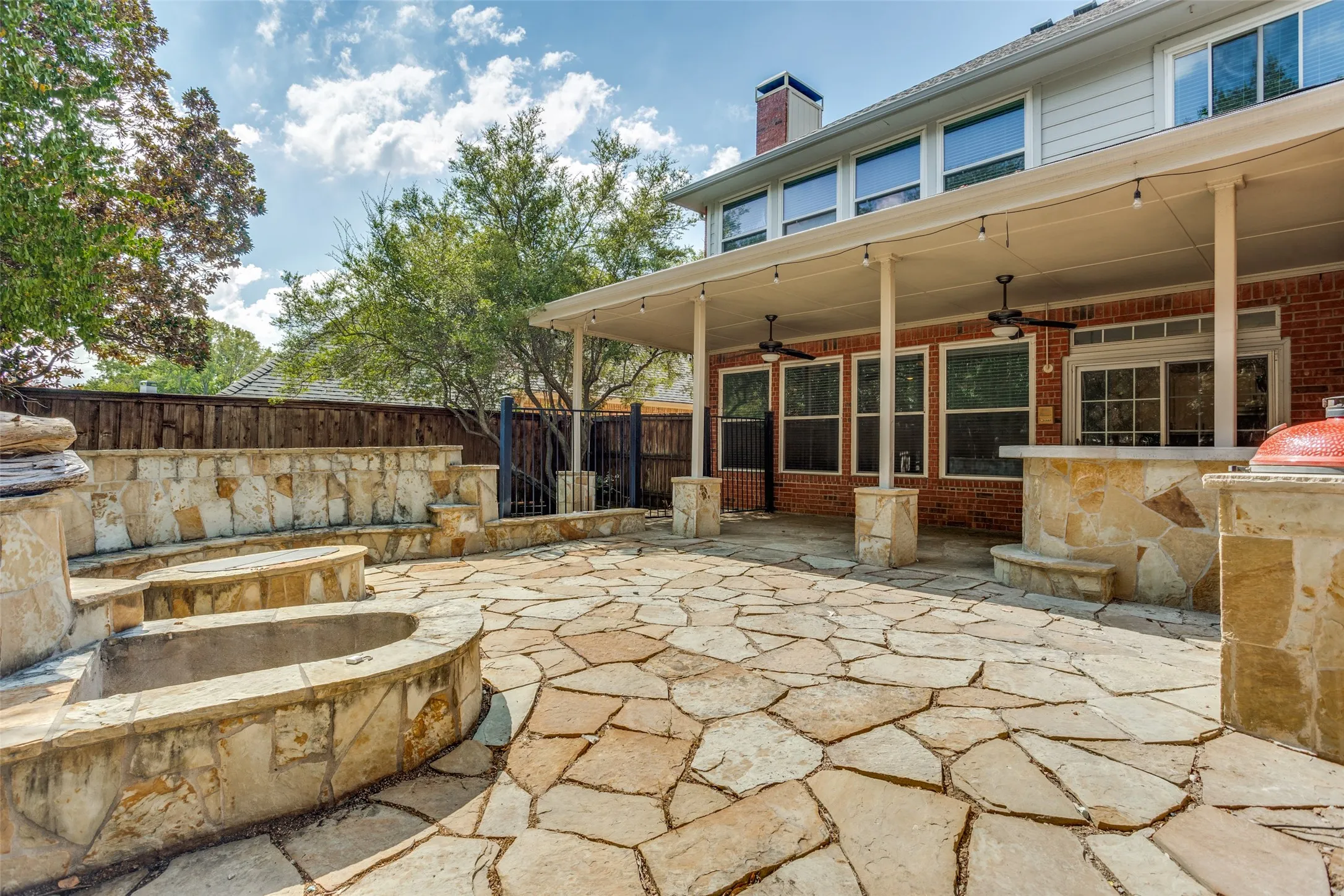 Single Family Residence For Sale in Collin County , 1116 Shadetree Lane, Allen, Texas 75013, 4 Bedroom, 4 Bathroom, 2 Garage spaces, 3,167 Sqft, built in 1993, mls#21386375, Real Estate Agent in Allen, Homes For Sale in Collin county, Homes For Sale in Allen, Realtor in Allen Texas, Real Estate Brokerage Independent Realty Texas, Luminita Cordes Realtor