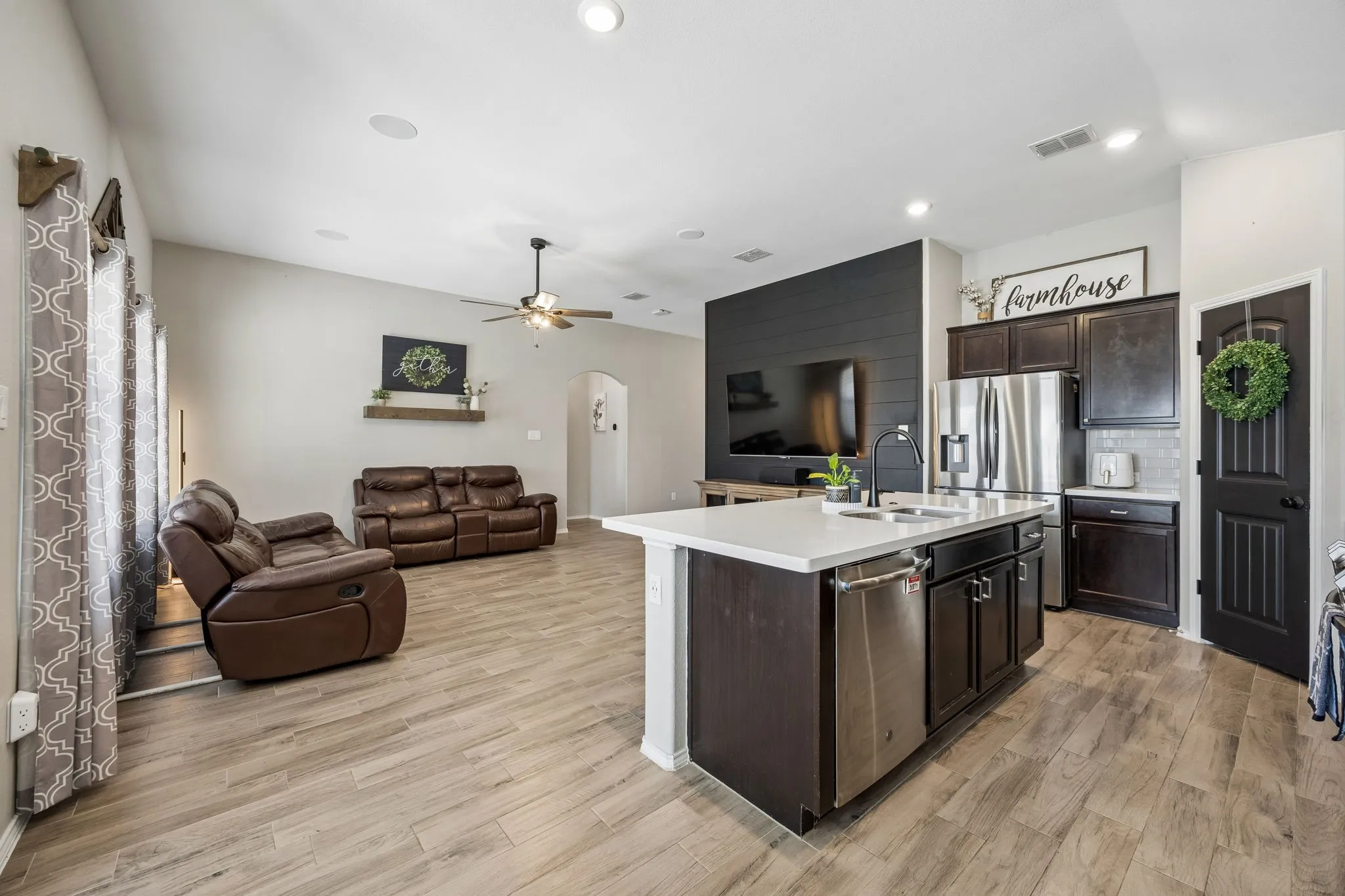 Single Family Residence For Sale in Denton County , 14632 Basketweaver Lane, Fort Worth, Texas 76052, 4 Bedroom, 2 Bathroom, 2 Garage spaces, 1,820 Sqft, built in 2018, mls#21386003, Real Estate Agent in Fort Worth, Homes For Sale in Denton county, Homes For Sale in Fort Worth, Realtor in Fort Worth Texas, Real Estate Brokerage Independent Realty Texas, Luminita Cordes Realtor