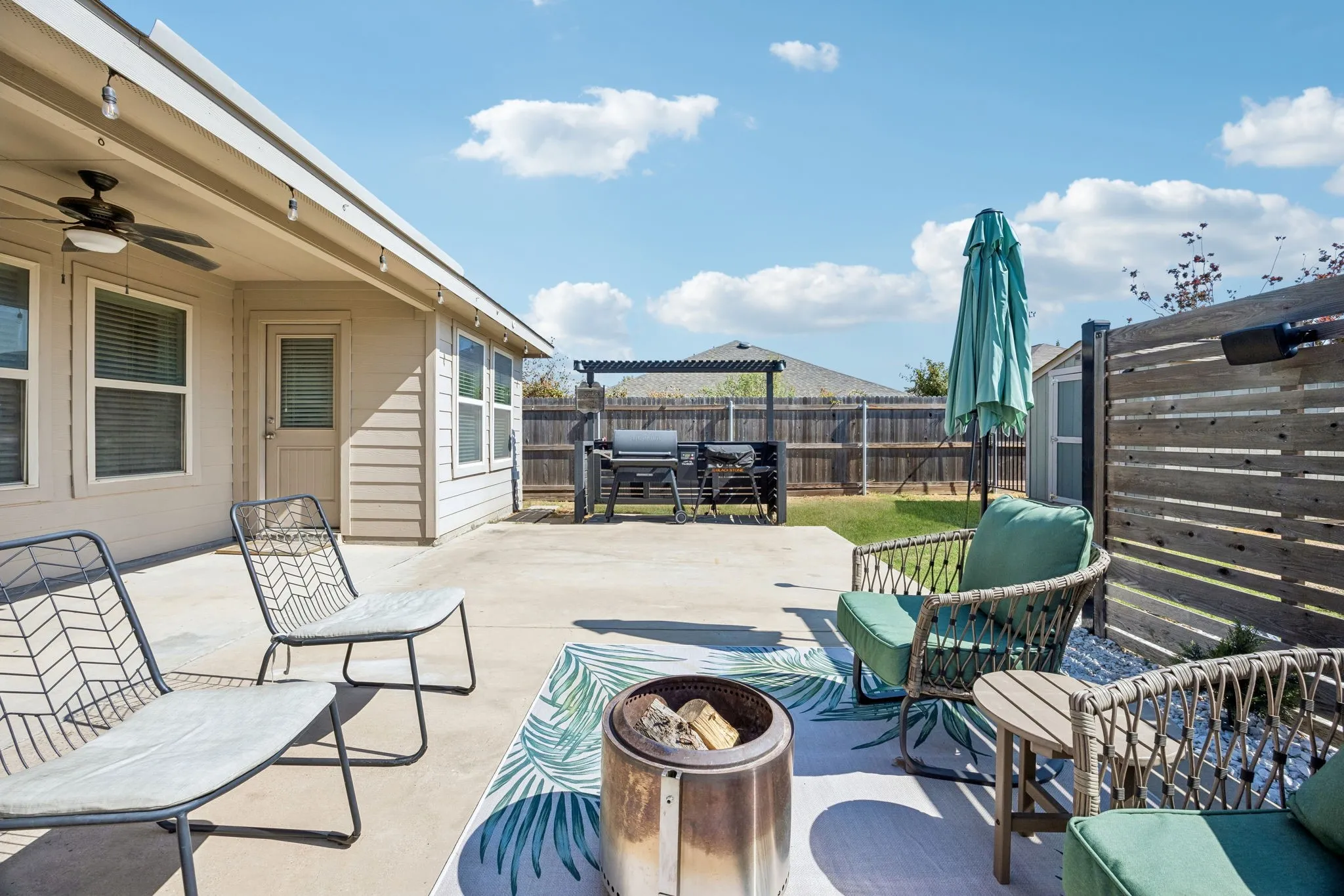 Single Family Residence For Sale in Denton County , 14632 Basketweaver Lane, Fort Worth, Texas 76052, 4 Bedroom, 2 Bathroom, 2 Garage spaces, 1,820 Sqft, built in 2018, mls#21386003, Real Estate Agent in Fort Worth, Homes For Sale in Denton county, Homes For Sale in Fort Worth, Realtor in Fort Worth Texas, Real Estate Brokerage Independent Realty Texas, Luminita Cordes Realtor