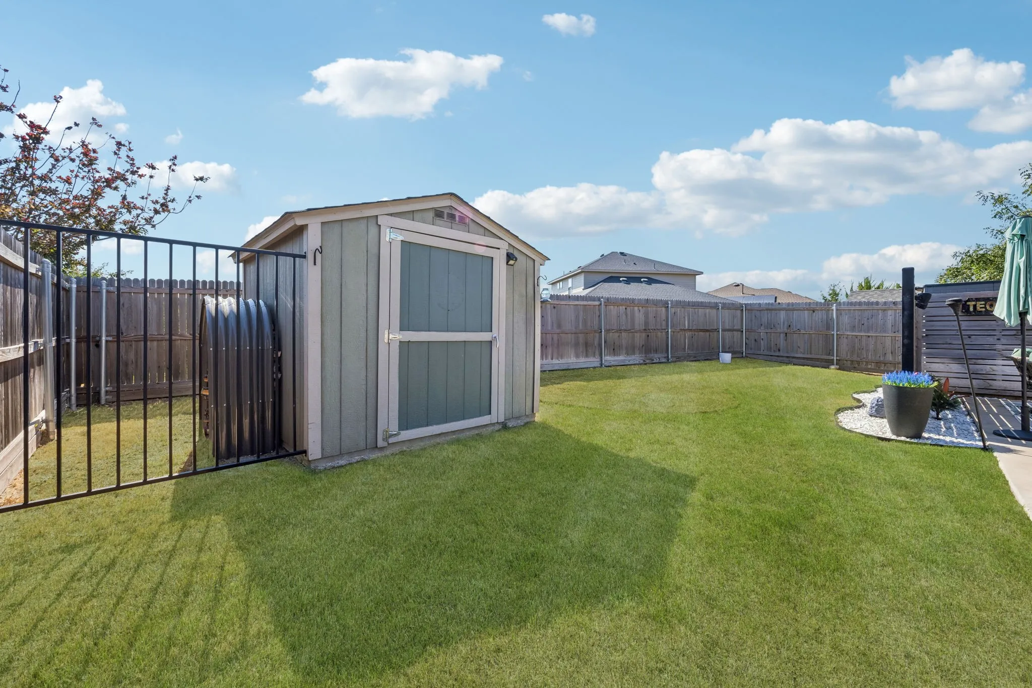 Single Family Residence For Sale in Denton County , 14632 Basketweaver Lane, Fort Worth, Texas 76052, 4 Bedroom, 2 Bathroom, 2 Garage spaces, 1,820 Sqft, built in 2018, mls#21386003, Real Estate Agent in Fort Worth, Homes For Sale in Denton county, Homes For Sale in Fort Worth, Realtor in Fort Worth Texas, Real Estate Brokerage Independent Realty Texas, Luminita Cordes Realtor