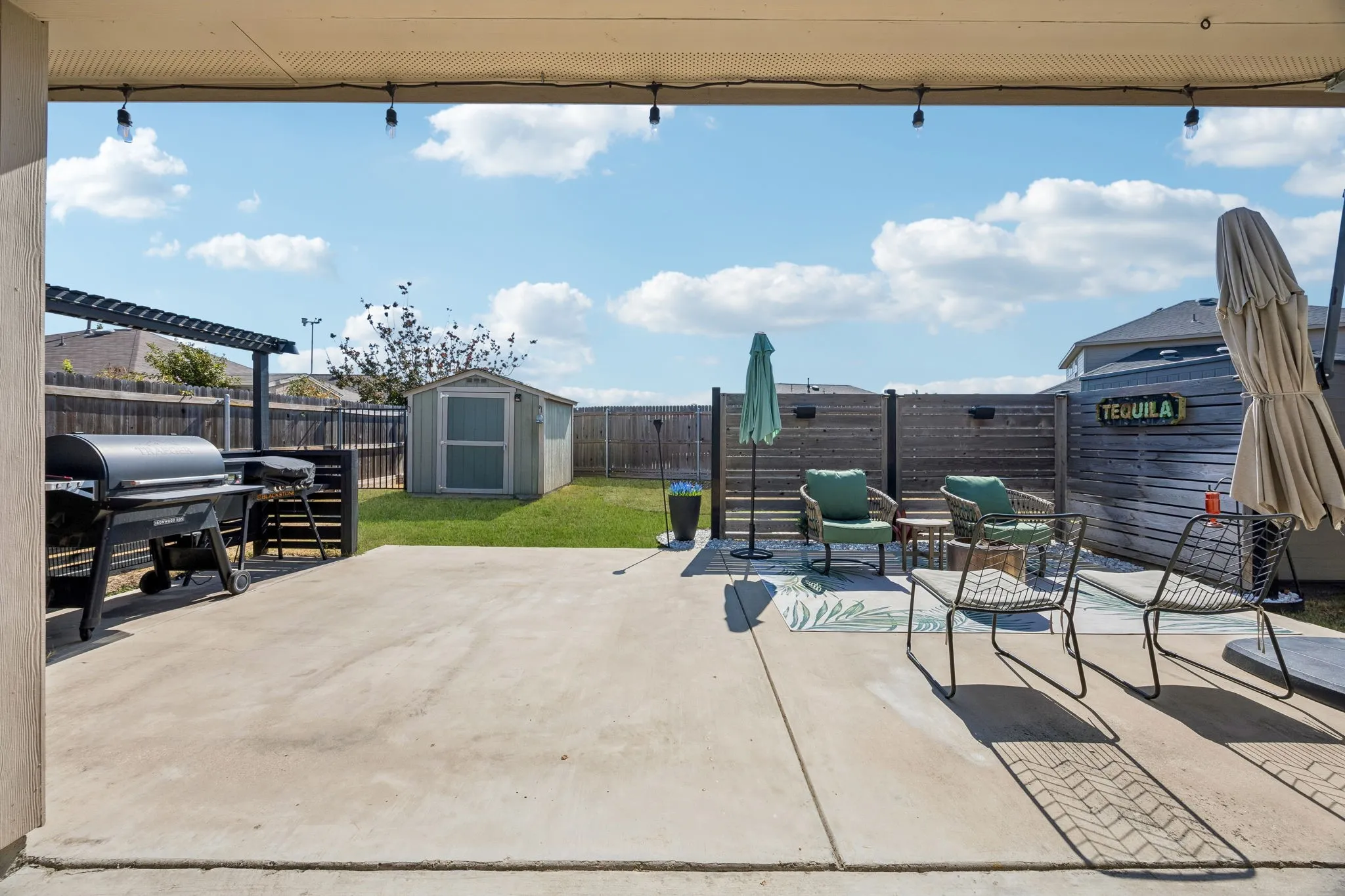 Single Family Residence For Sale in Denton County , 14632 Basketweaver Lane, Fort Worth, Texas 76052, 4 Bedroom, 2 Bathroom, 2 Garage spaces, 1,820 Sqft, built in 2018, mls#21386003, Real Estate Agent in Fort Worth, Homes For Sale in Denton county, Homes For Sale in Fort Worth, Realtor in Fort Worth Texas, Real Estate Brokerage Independent Realty Texas, Luminita Cordes Realtor