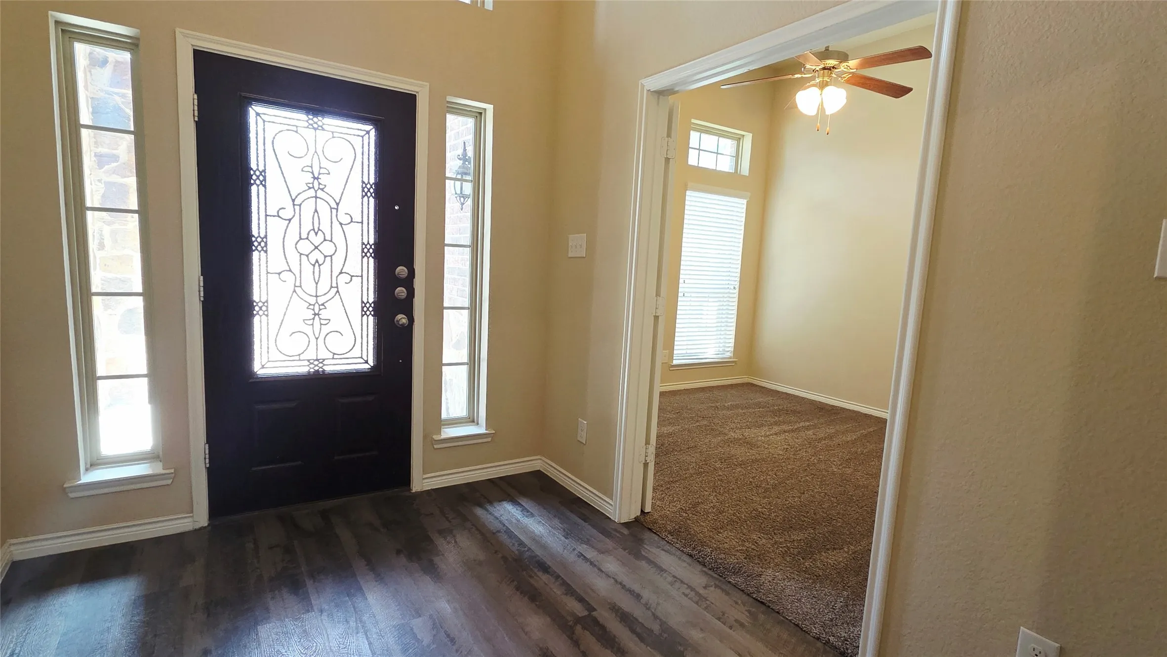 Single Family Residence For Rent in Hunt County , 3220 Sunny Hill Way, Royse City, Texas 75189, 4 Bedroom, 4 Bathroom, 2 Garage spaces, 2,703 Sqft, built in 2017, mls#21392747, Real Estate Agent in Royse City, Homes For Rent in Hunt county, Homes For Rent in Royse City, Realtor in Royse City Texas, Real Estate Brokerage Independent Realty Texas, Luminita Cordes Realtor
