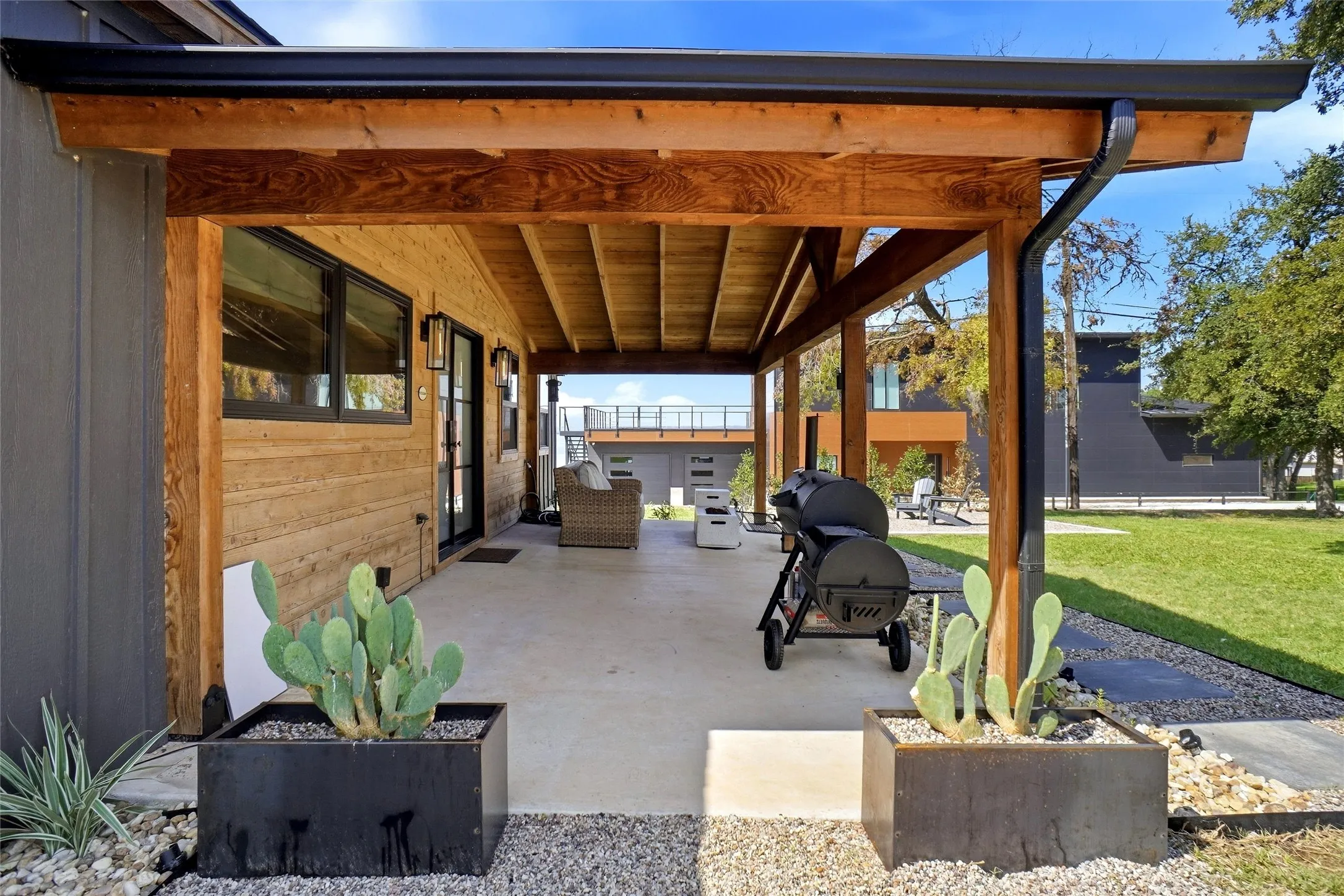 Single Family Residence For Rent in Wise County , 203 Evans Street, Lake Bridgeport, Texas 76426, 4 Bedroom, 1 Bathroom, Garage spaces, 1,188 Sqft, built in 1967, mls#21394492, Real Estate Agent in Lake Bridgeport, Homes For Rent in Wise county, Homes For Rent in Lake Bridgeport, Realtor in Lake Bridgeport Texas, Real Estate Brokerage Independent Realty Texas, Luminita Cordes Realtor