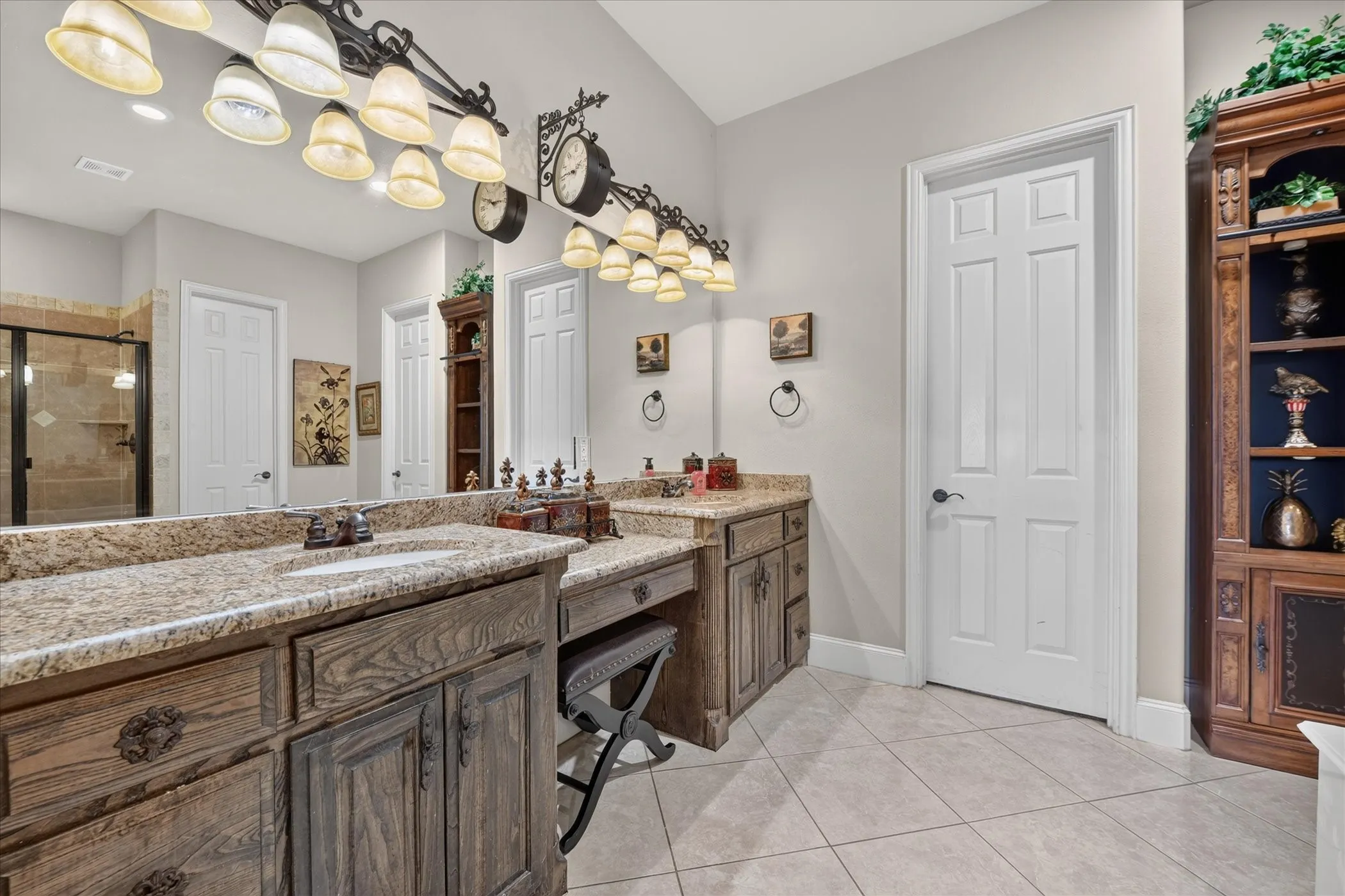 Single Family Residence For Sale in Tarrant County , 4205 Watercrest Drive, Mansfield, Texas 76063, 4 Bedroom, 3 Bathroom, 2 Garage spaces, 4,112 Sqft, built in 2007, mls#21376614, Real Estate Agent in Mansfield, Homes For Sale in Tarrant county, Homes For Sale in Mansfield, Realtor in Mansfield Texas, Real Estate Brokerage Independent Realty Texas, Luminita Cordes Realtor