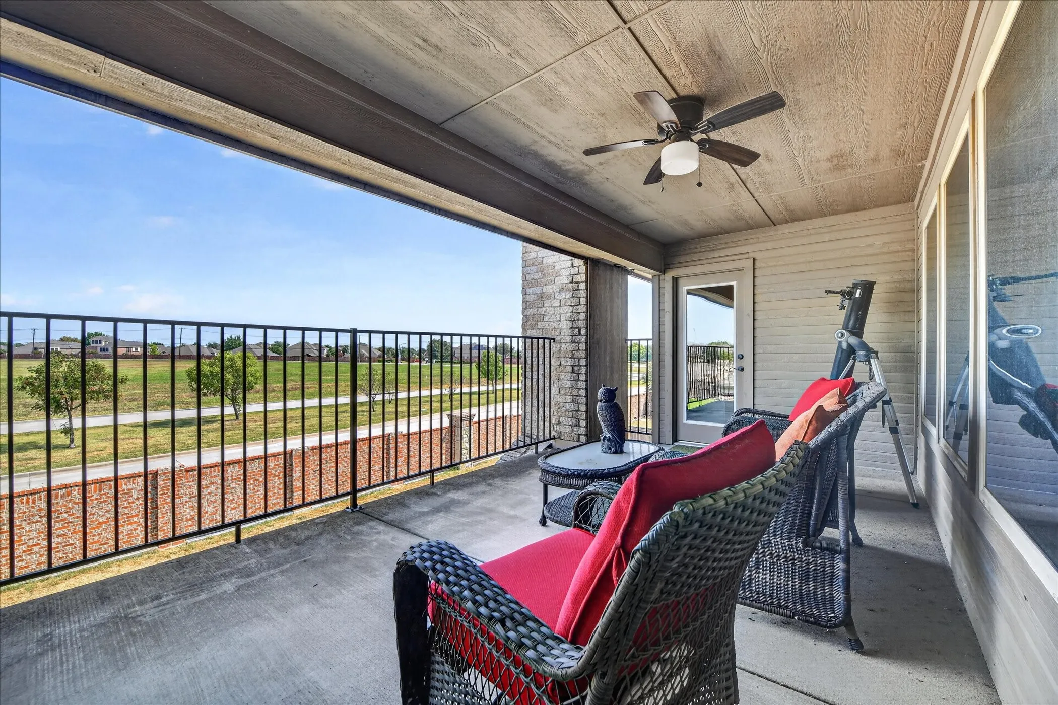Single Family Residence For Sale in Tarrant County , 4205 Watercrest Drive, Mansfield, Texas 76063, 4 Bedroom, 3 Bathroom, 2 Garage spaces, 4,112 Sqft, built in 2007, mls#21376614, Real Estate Agent in Mansfield, Homes For Sale in Tarrant county, Homes For Sale in Mansfield, Realtor in Mansfield Texas, Real Estate Brokerage Independent Realty Texas, Luminita Cordes Realtor