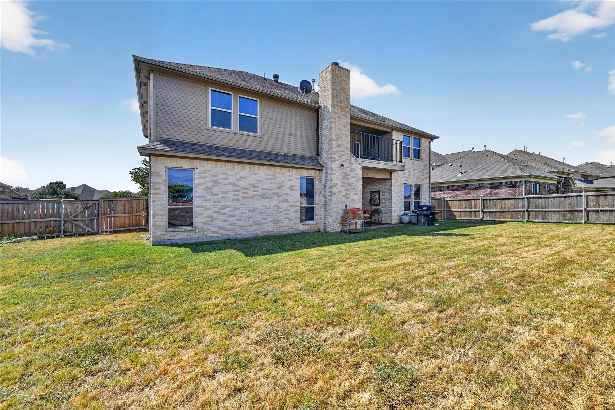 Single Family Residence For Sale in Tarrant County , 4205 Watercrest Drive, Mansfield, Texas 76063, 4 Bedroom, 3 Bathroom, 2 Garage spaces, 4,112 Sqft, built in 2007, mls#21376614, Real Estate Agent in Mansfield, Homes For Sale in Tarrant county, Homes For Sale in Mansfield, Realtor in Mansfield Texas, Real Estate Brokerage Independent Realty Texas, Luminita Cordes Realtor