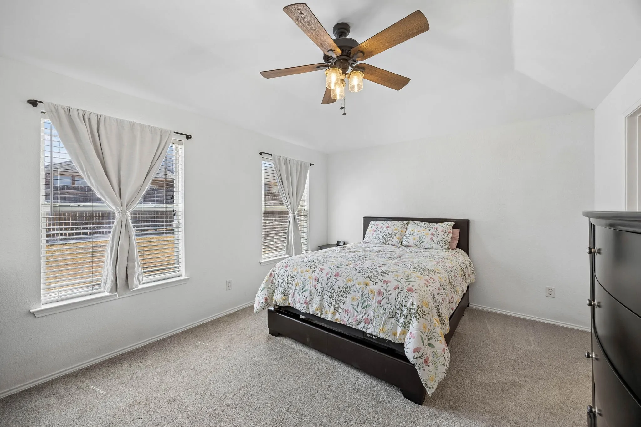 Single Family Residence For Rent in Tarrant County , 9205 Nathan Drive, White Settlement, Texas 76108, 3 Bedroom, 2 Bathroom, 2 Garage spaces, 1,787 Sqft, built in 2004, mls#21388068, Real Estate Agent in White Settlement, Homes For Rent in Tarrant county, Homes For Rent in White Settlement, Realtor in White Settlement Texas, Real Estate Brokerage Independent Realty Texas, Luminita Cordes Realtor