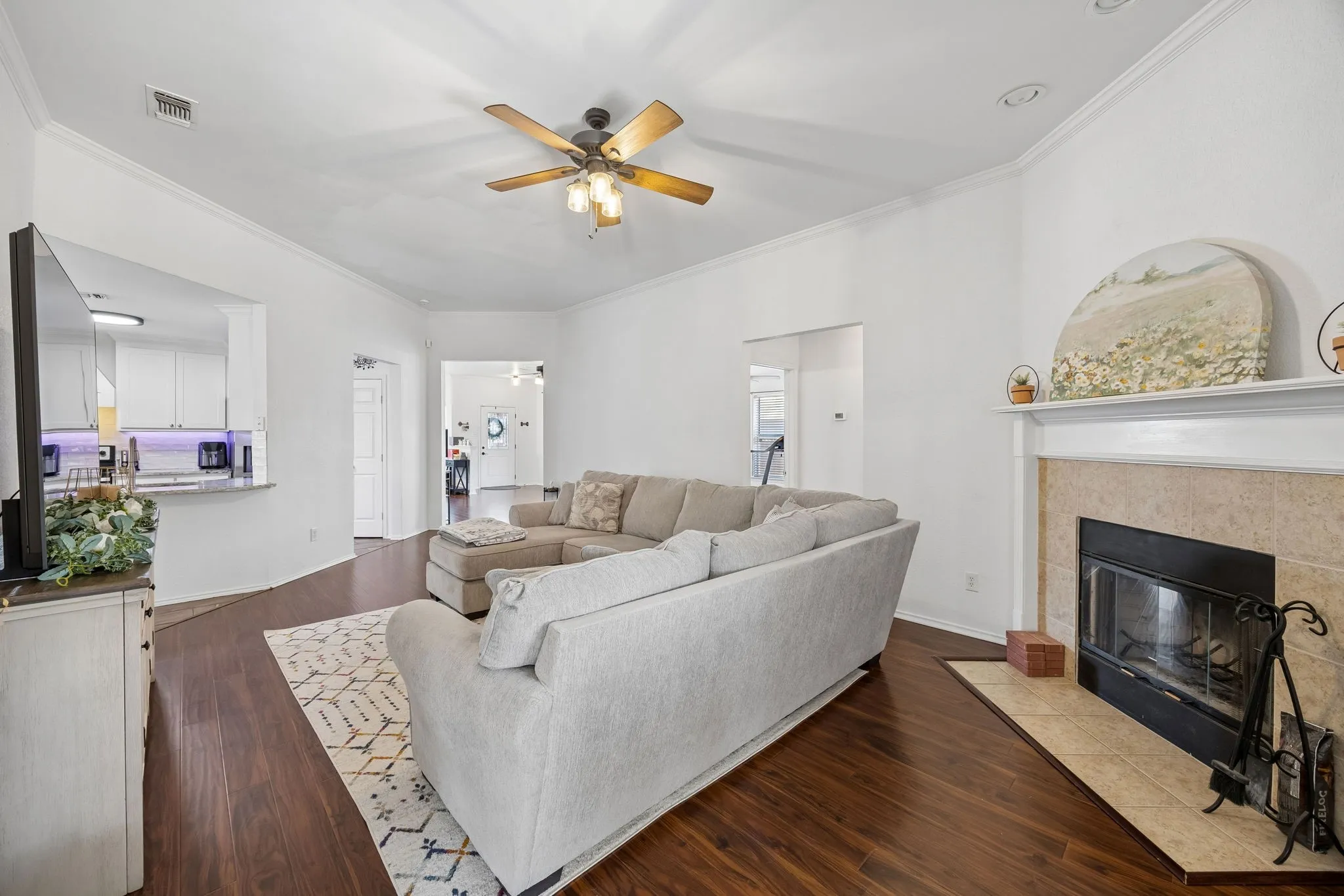 Single Family Residence For Rent in Tarrant County , 9205 Nathan Drive, White Settlement, Texas 76108, 3 Bedroom, 2 Bathroom, 2 Garage spaces, 1,787 Sqft, built in 2004, mls#21388068, Real Estate Agent in White Settlement, Homes For Rent in Tarrant county, Homes For Rent in White Settlement, Realtor in White Settlement Texas, Real Estate Brokerage Independent Realty Texas, Luminita Cordes Realtor