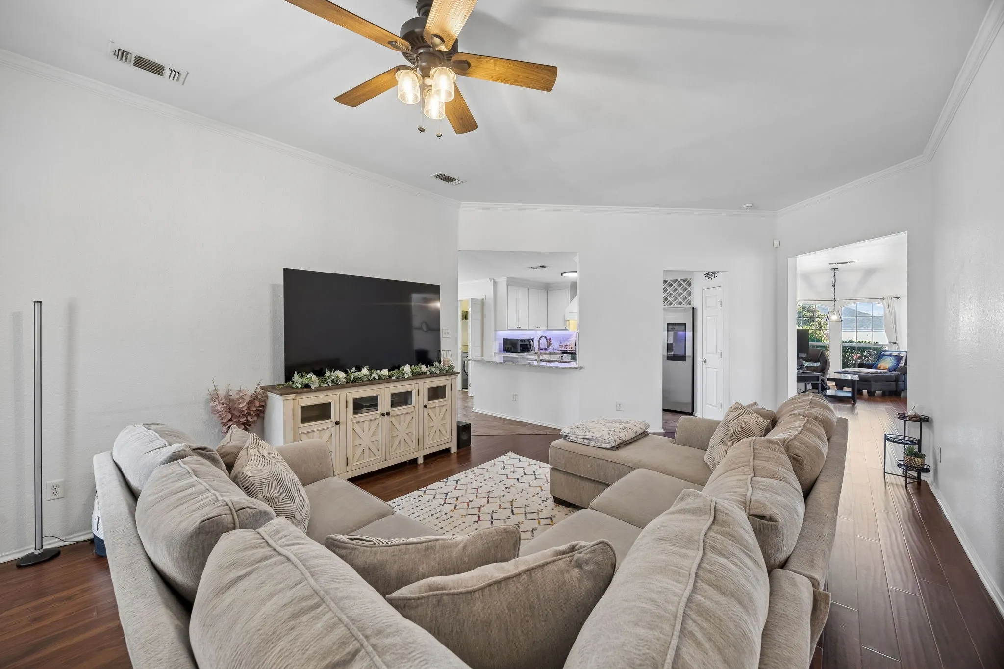 Single Family Residence For Rent in Tarrant County , 9205 Nathan Drive, White Settlement, Texas 76108, 3 Bedroom, 2 Bathroom, 2 Garage spaces, 1,787 Sqft, built in 2004, mls#21388068, Real Estate Agent in White Settlement, Homes For Rent in Tarrant county, Homes For Rent in White Settlement, Realtor in White Settlement Texas, Real Estate Brokerage Independent Realty Texas, Luminita Cordes Realtor