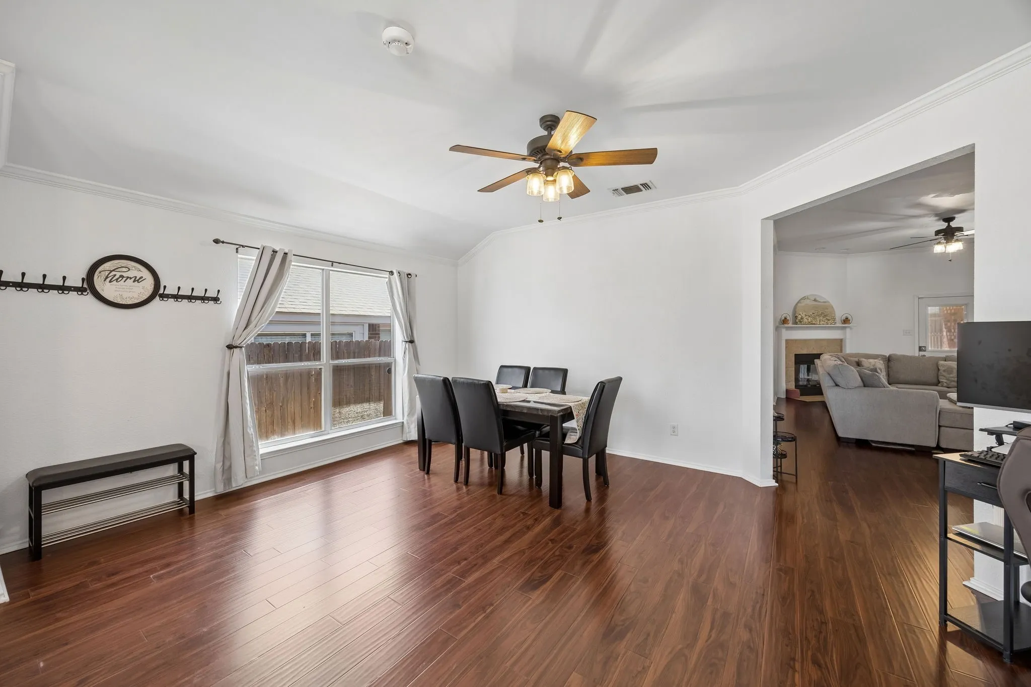 Single Family Residence For Rent in Tarrant County , 9205 Nathan Drive, White Settlement, Texas 76108, 3 Bedroom, 2 Bathroom, 2 Garage spaces, 1,787 Sqft, built in 2004, mls#21388068, Real Estate Agent in White Settlement, Homes For Rent in Tarrant county, Homes For Rent in White Settlement, Realtor in White Settlement Texas, Real Estate Brokerage Independent Realty Texas, Luminita Cordes Realtor