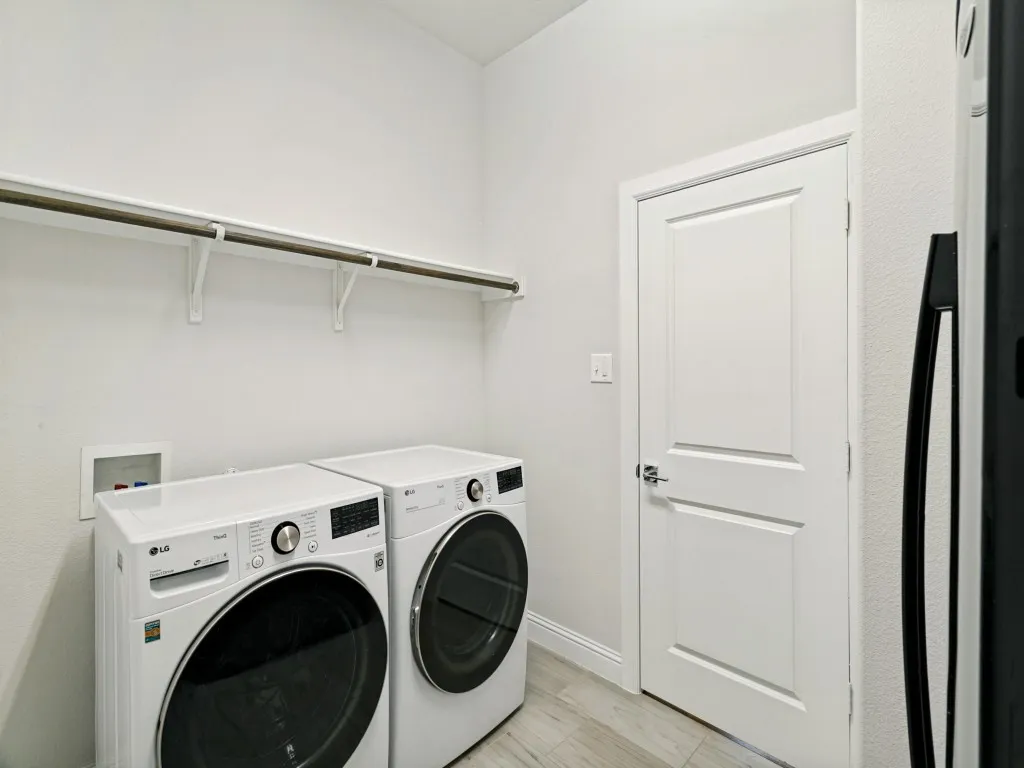 Oversized Laundry Room