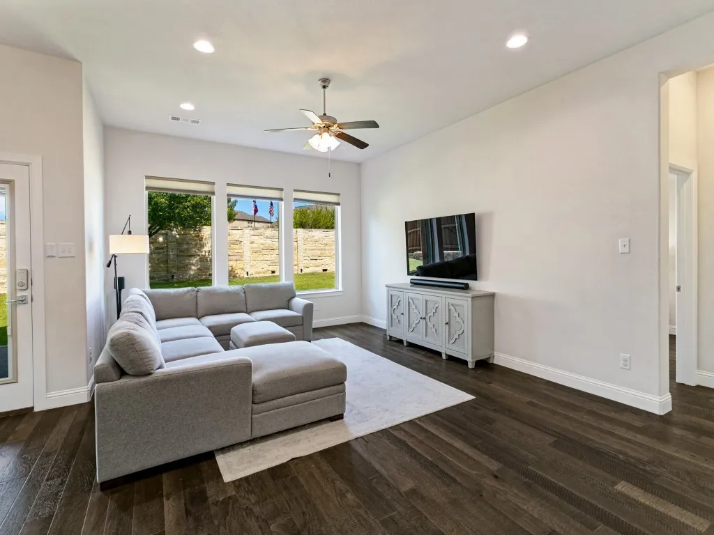 Spacious Living Area with Windows