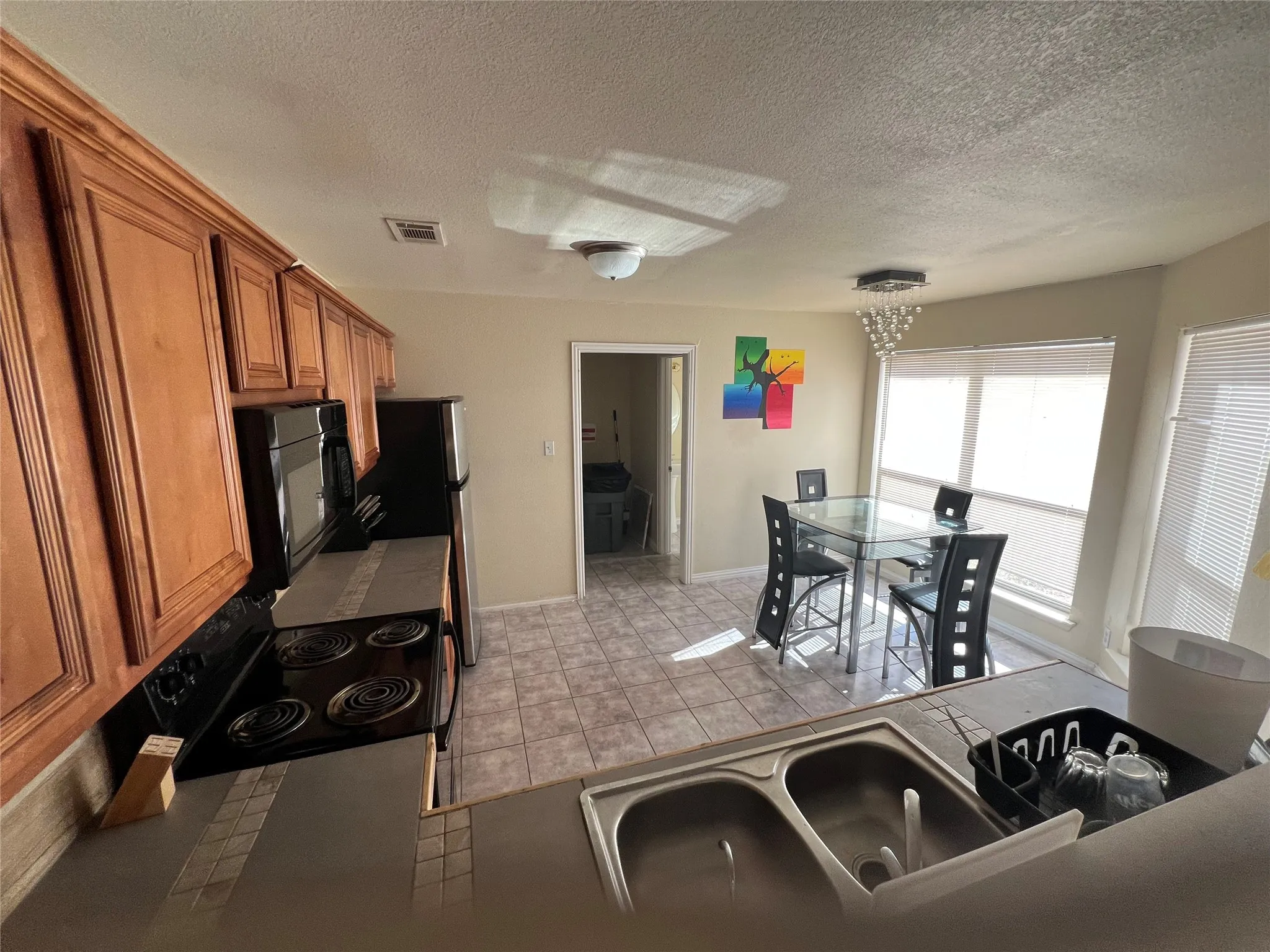 Single Family Residence For Sale in Tarrant County , 5025 Strummer Drive, North Richland Hills, Texas 76180, 5 Bedroom, 3 Bathroom, Garage spaces, 2,421 Sqft, built in 2005, mls#21394702, Real Estate Agent in North Richland Hills, Homes For Sale in Tarrant county, Homes For Sale in North Richland Hills, Realtor in North Richland Hills Texas, Real Estate Brokerage Independent Realty Texas, Luminita Cordes Realtor