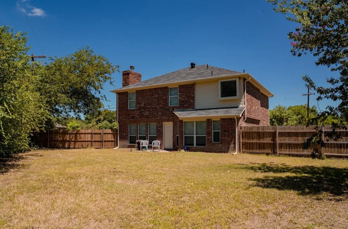 Single Family Residence For Sale in Tarrant County , 5025 Strummer Drive, North Richland Hills, Texas 76180, 5 Bedroom, 3 Bathroom, Garage spaces, 2,421 Sqft, built in 2005, mls#21394702, Real Estate Agent in North Richland Hills, Homes For Sale in Tarrant county, Homes For Sale in North Richland Hills, Realtor in North Richland Hills Texas, Real Estate Brokerage Independent Realty Texas, Luminita Cordes Realtor