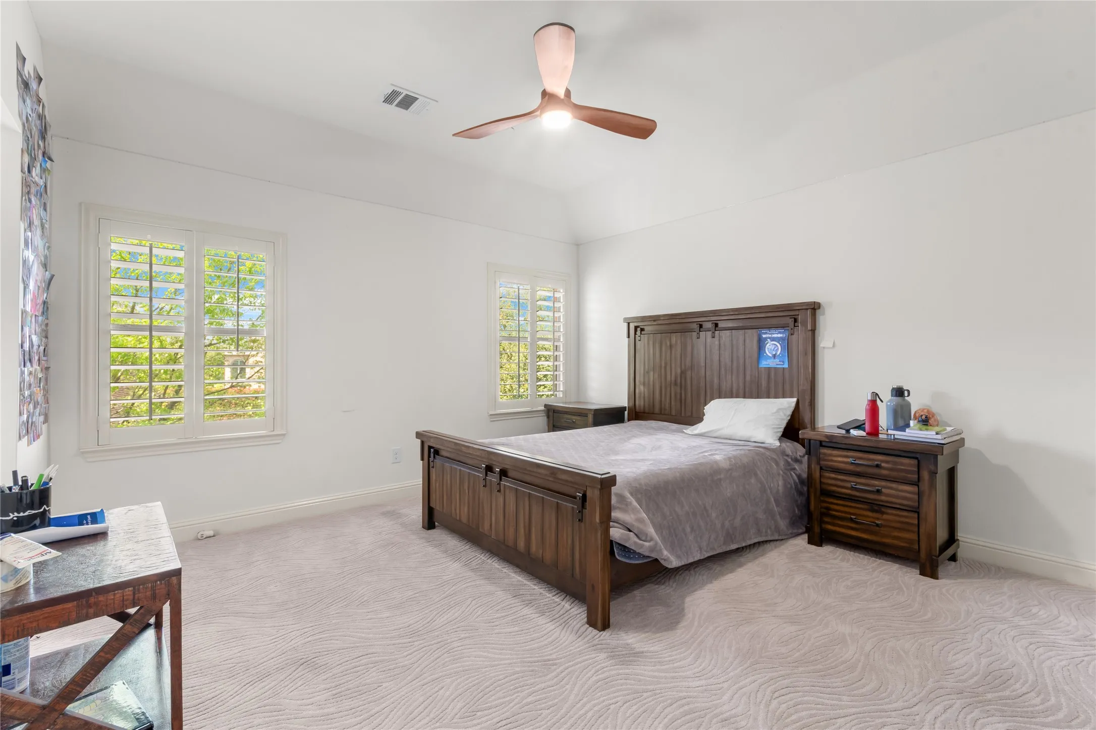 Single Family Residence For Sale in Tarrant County , 2109 Boulder Court, Southlake, Texas 76092, 4 Bedroom, 4 Bathroom, 3 Garage spaces, 5,932 Sqft, built in 2009, mls#21394632, Real Estate Agent in Southlake, Homes For Sale in Tarrant county, Homes For Sale in Southlake, Realtor in Southlake Texas, Real Estate Brokerage Independent Realty Texas, Luminita Cordes Realtor
