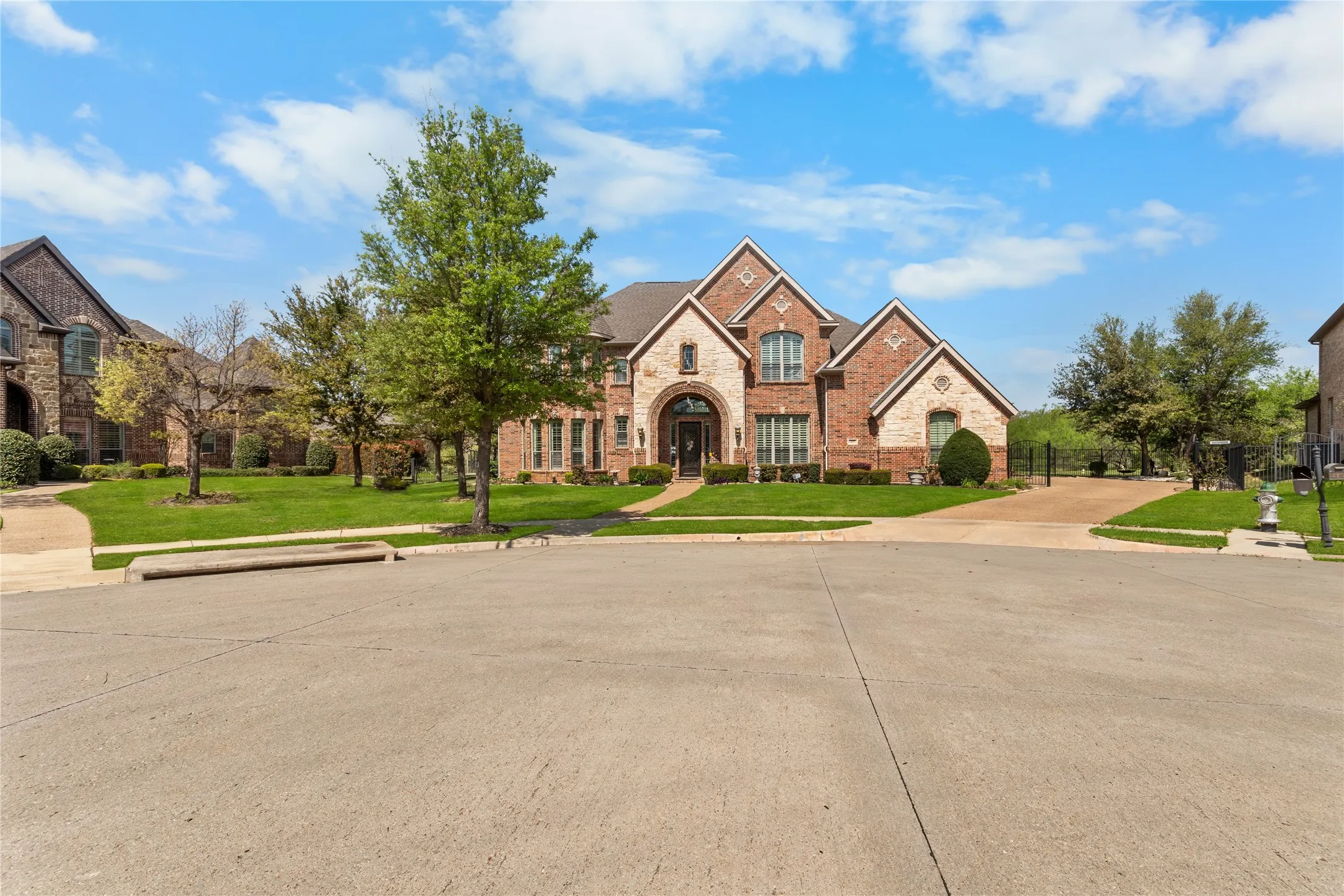 Single Family Residence For Sale