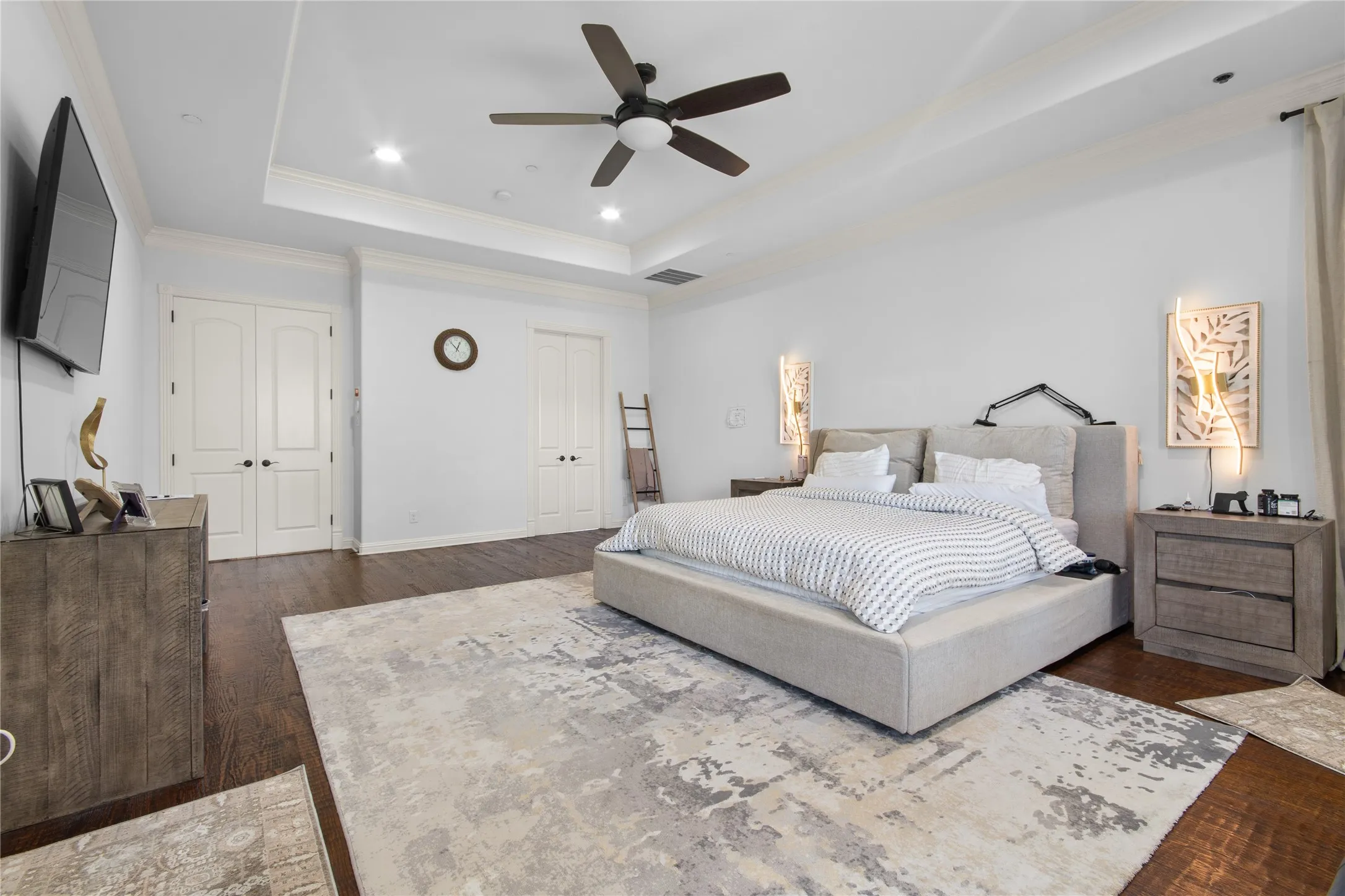 Single Family Residence For Sale in Tarrant County , 2109 Boulder Court, Southlake, Texas 76092, 4 Bedroom, 4 Bathroom, 3 Garage spaces, 5,932 Sqft, built in 2009, mls#21394632, Real Estate Agent in Southlake, Homes For Sale in Tarrant county, Homes For Sale in Southlake, Realtor in Southlake Texas, Real Estate Brokerage Independent Realty Texas, Luminita Cordes Realtor