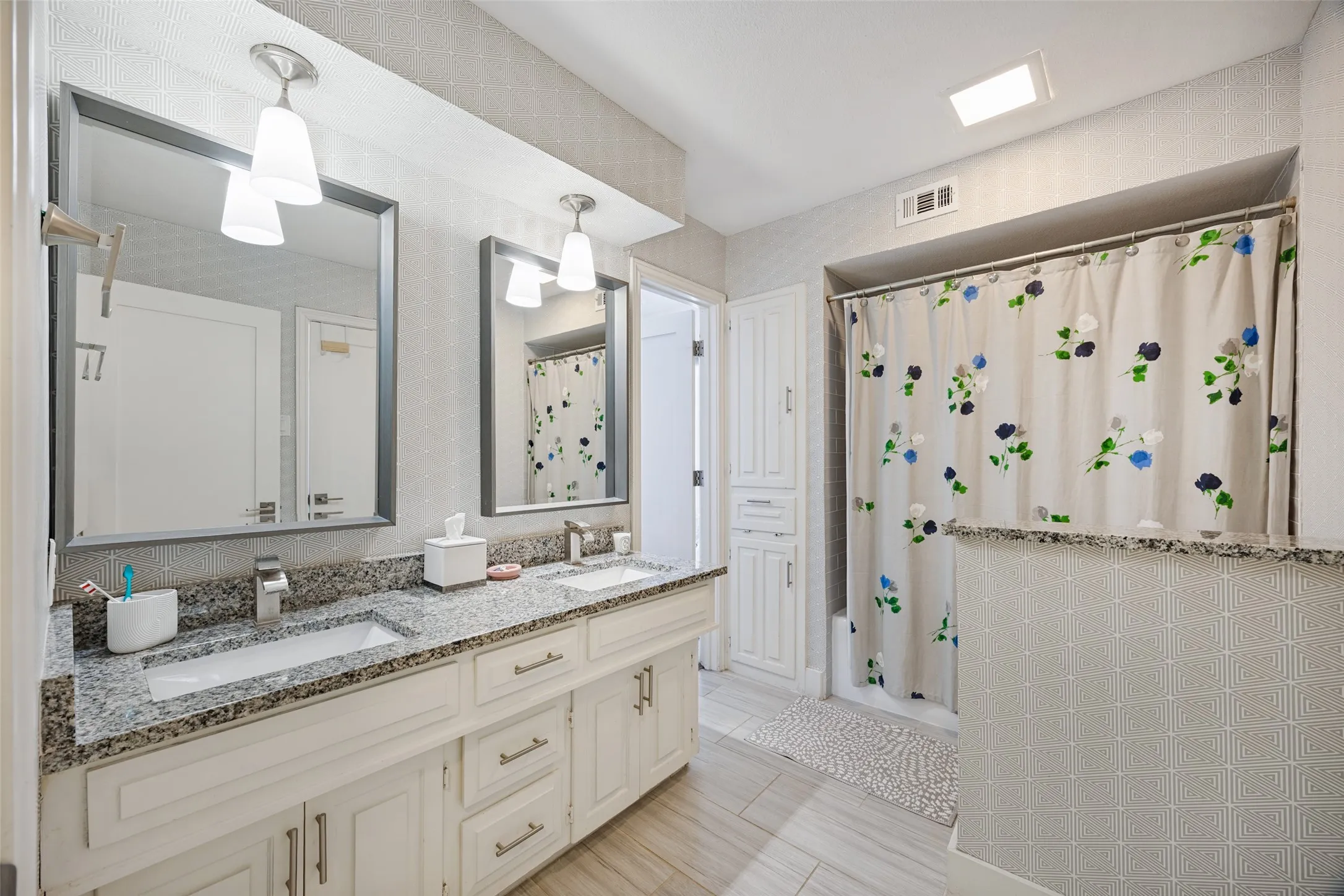 Jack & Jill bathroom
