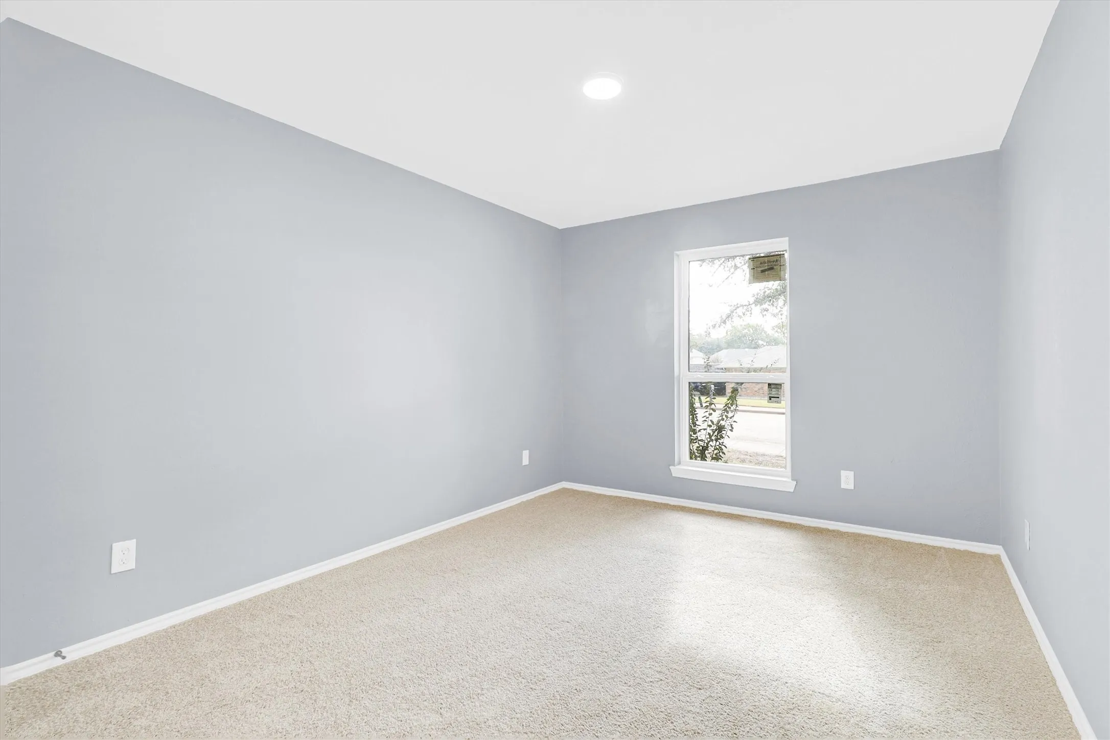 Single Family Residence For Sale in Dallas County , 2615 Dove Creek Lane, Carrollton, Texas 75006, 4 Bedroom, 3 Bathroom, 2 Garage spaces, 2,561 Sqft, built in 1981, mls#21394574, Real Estate Agent in Carrollton, Homes For Sale in Dallas county, Homes For Sale in Carrollton, Realtor in Carrollton Texas, Real Estate Brokerage Independent Realty Texas, Luminita Cordes Realtor