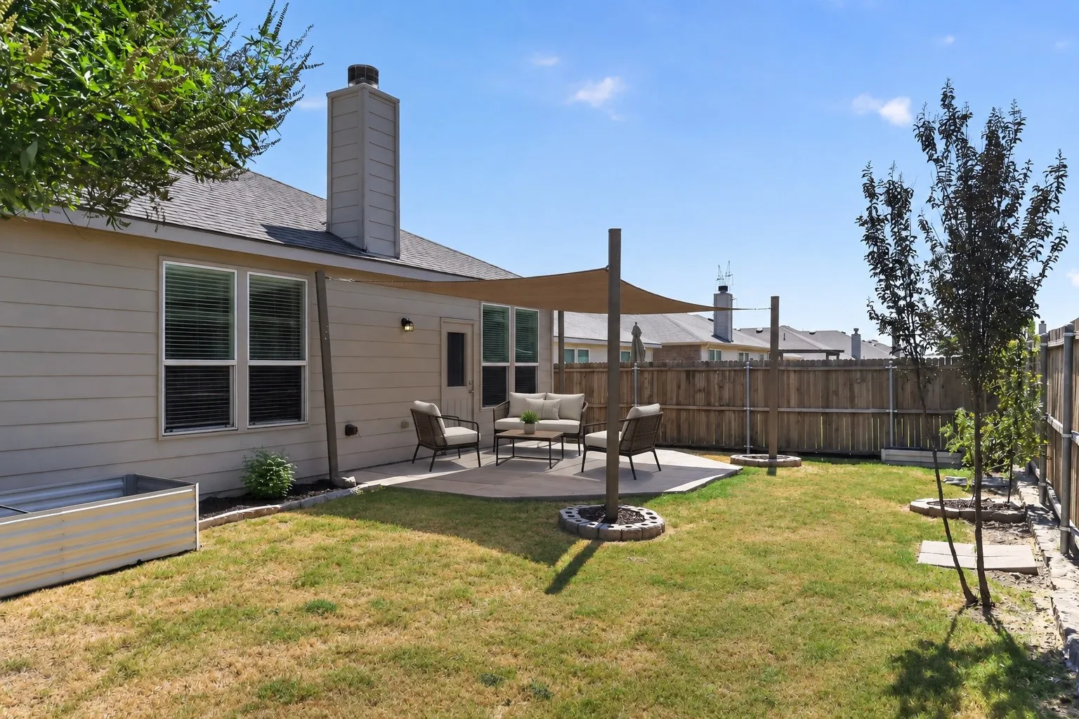 Single Family Residence For Sale in Tarrant County , 10005 Amosite Drive, Fort Worth, Texas 76131, 3 Bedroom, 2 Bathroom, 2 Garage spaces, 1,947 Sqft, built in 2016, mls#21331182, Real Estate Agent in Fort Worth, Homes For Sale in Tarrant county, Homes For Sale in Fort Worth, Realtor in Fort Worth Texas, Real Estate Brokerage Independent Realty Texas, Luminita Cordes Realtor