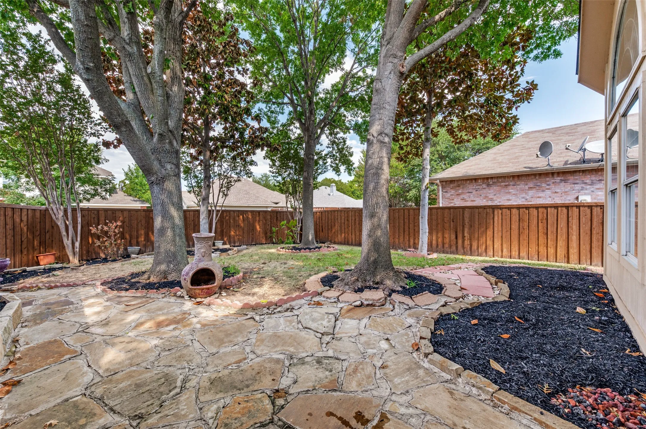 Relaxing backyard