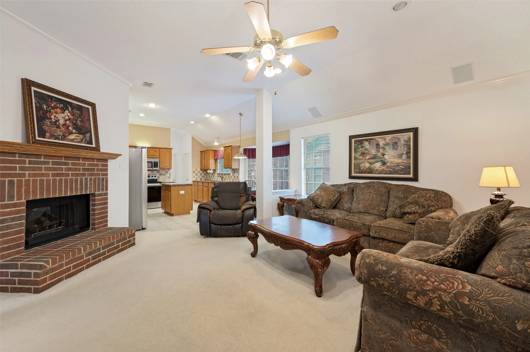 Single Family Residence For Sale in Collin County , 2710 Cheverny Drive, Mc Kinney, Texas 75070, 3 Bedroom, 2 Bathroom, 2 Garage spaces, 1,937 Sqft, built in 1994, mls#21385353, Real Estate Agent in Mc Kinney, Homes For Sale in Collin county, Homes For Sale in Mc Kinney, Realtor in Mc Kinney Texas, Real Estate Brokerage Independent Realty Texas, Luminita Cordes Realtor