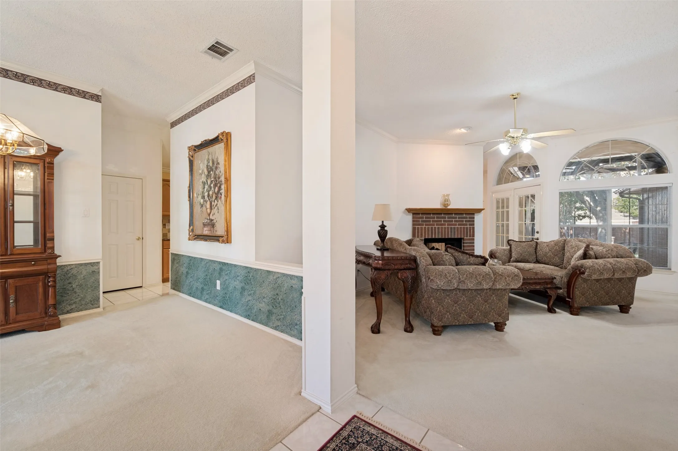 Single Family Residence For Sale in Collin County , 2710 Cheverny Drive, Mc Kinney, Texas 75070, 3 Bedroom, 2 Bathroom, 2 Garage spaces, 1,937 Sqft, built in 1994, mls#21385353, Real Estate Agent in Mc Kinney, Homes For Sale in Collin county, Homes For Sale in Mc Kinney, Realtor in Mc Kinney Texas, Real Estate Brokerage Independent Realty Texas, Luminita Cordes Realtor