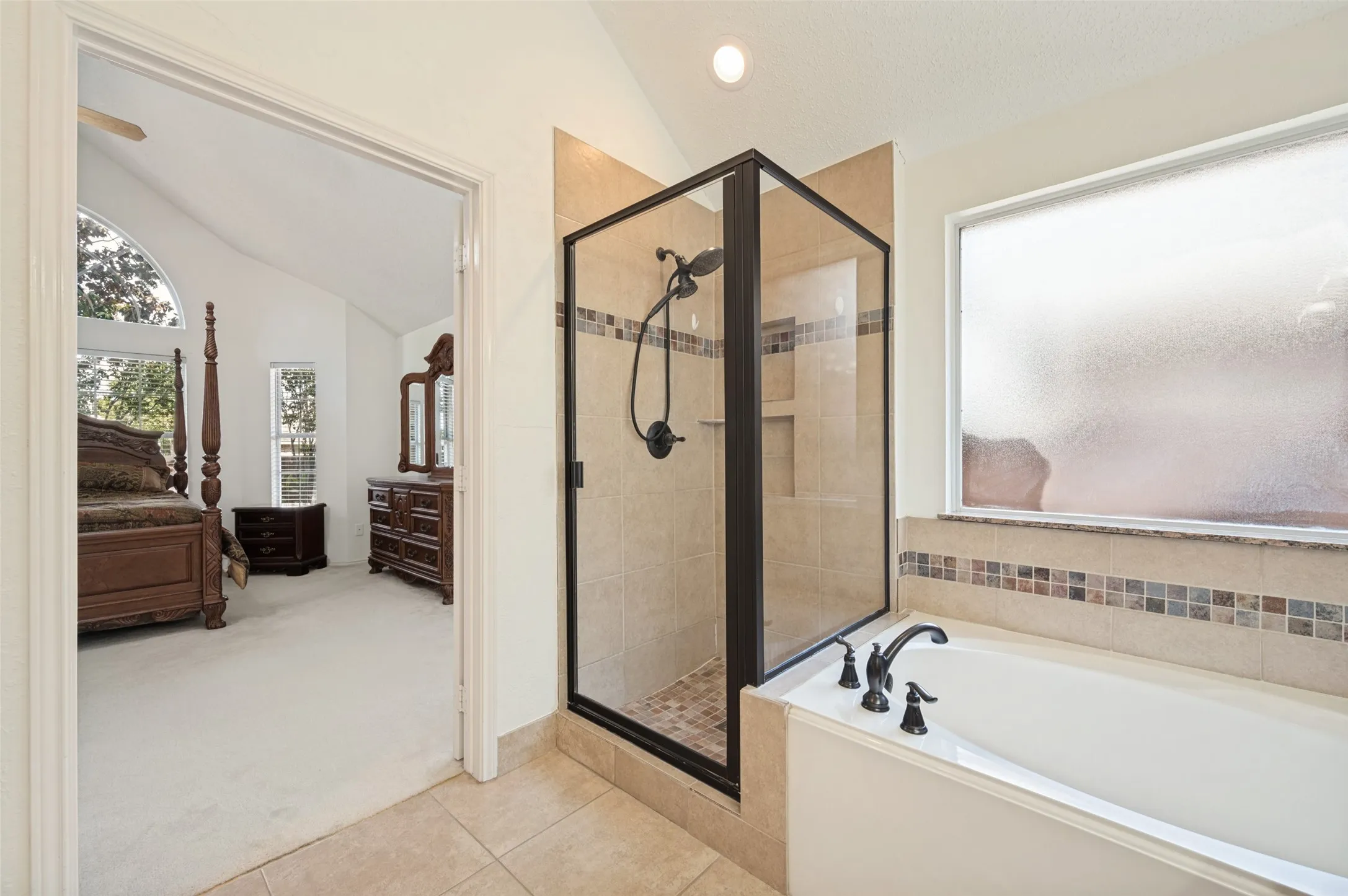 Single Family Residence For Sale in Collin County , 2710 Cheverny Drive, Mc Kinney, Texas 75070, 3 Bedroom, 2 Bathroom, 2 Garage spaces, 1,937 Sqft, built in 1994, mls#21385353, Real Estate Agent in Mc Kinney, Homes For Sale in Collin county, Homes For Sale in Mc Kinney, Realtor in Mc Kinney Texas, Real Estate Brokerage Independent Realty Texas, Luminita Cordes Realtor