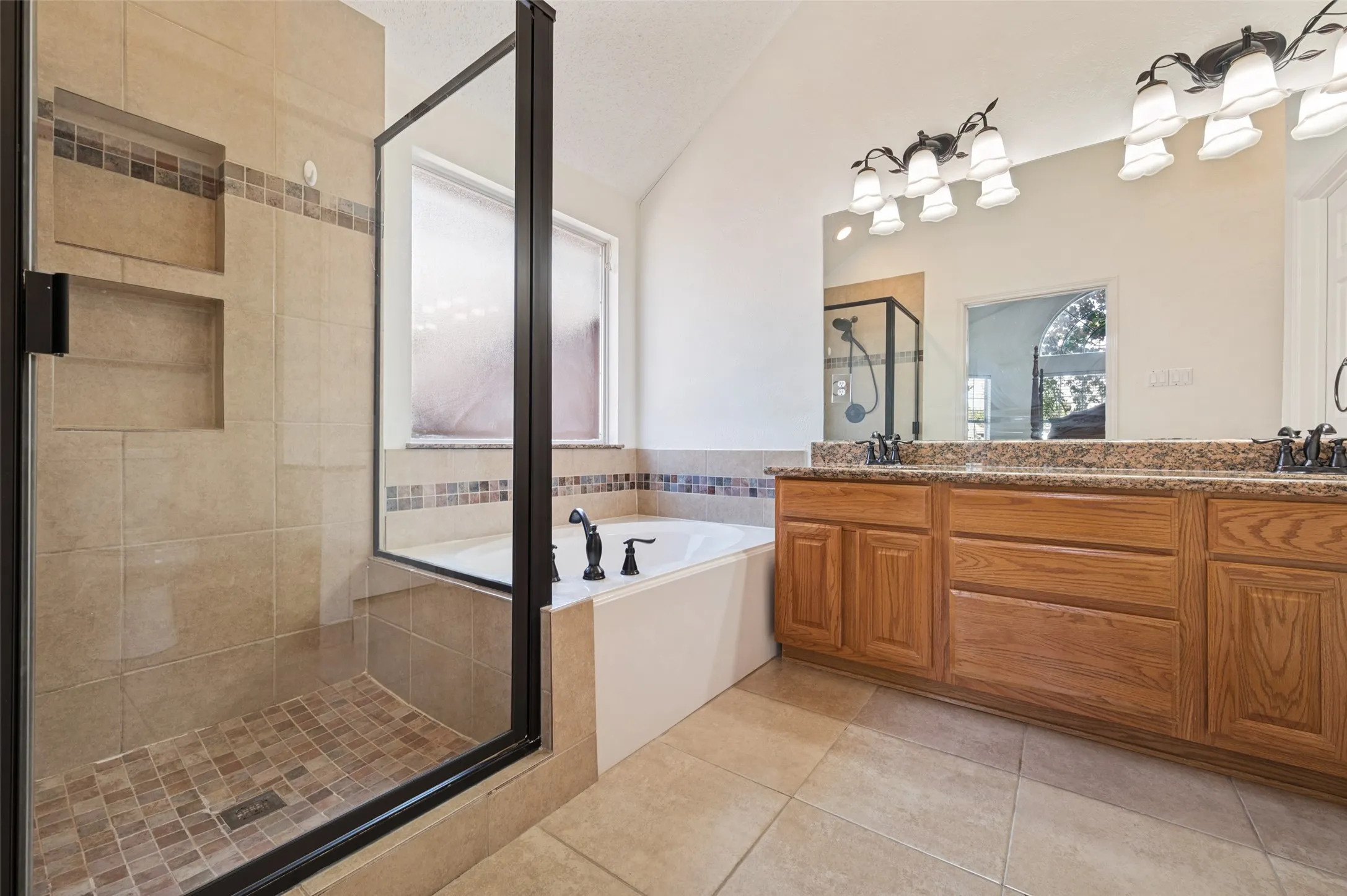 Single Family Residence For Sale in Collin County , 2710 Cheverny Drive, Mc Kinney, Texas 75070, 3 Bedroom, 2 Bathroom, 2 Garage spaces, 1,937 Sqft, built in 1994, mls#21385353, Real Estate Agent in Mc Kinney, Homes For Sale in Collin county, Homes For Sale in Mc Kinney, Realtor in Mc Kinney Texas, Real Estate Brokerage Independent Realty Texas, Luminita Cordes Realtor