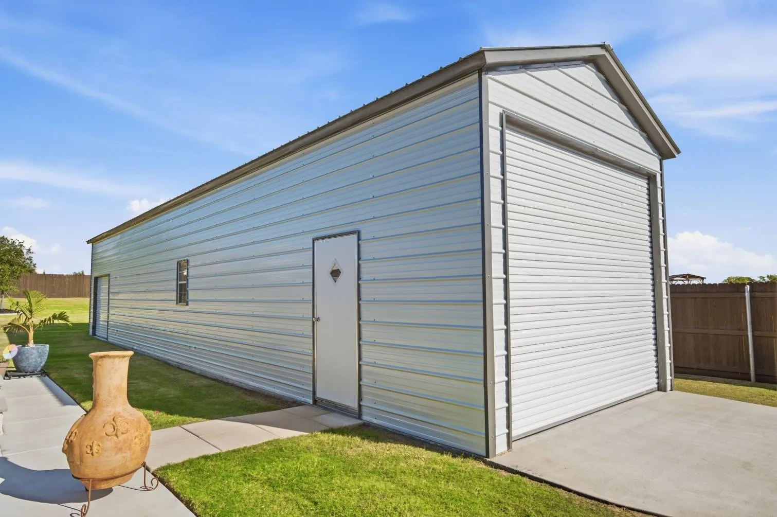 Single Family Residence For Sale in Johnson County , 110 Oak View Drive, Godley, Texas 76044, 4 Bedroom, 3 Bathroom, 2 Garage spaces, 2,314 Sqft, built in 2021, mls#21391363, Real Estate Agent in Godley, Homes For Sale in Johnson county, Homes For Sale in Godley, Realtor in Godley Texas, Real Estate Brokerage Independent Realty Texas, Luminita Cordes Realtor