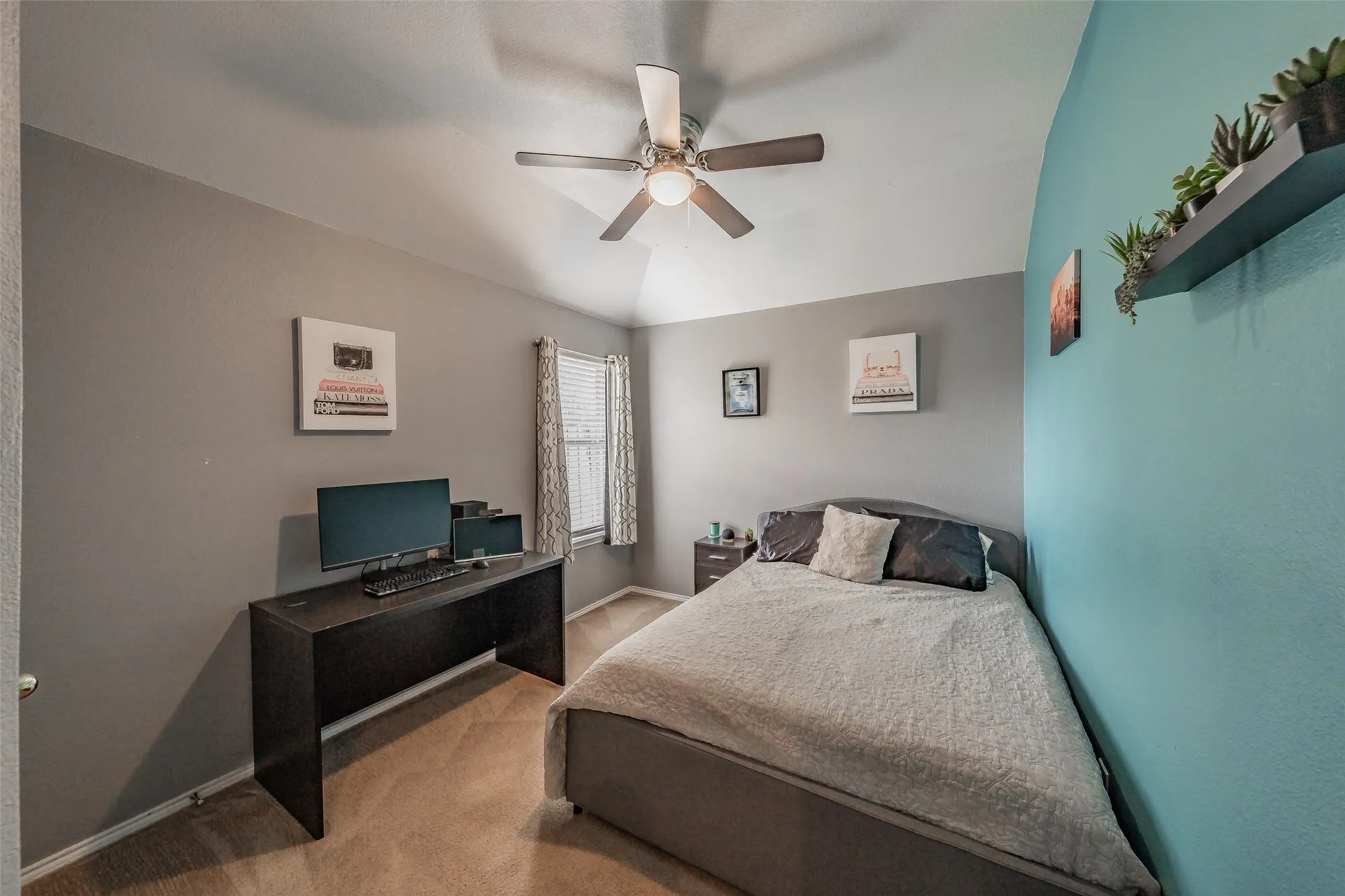 Single Family Residence For Sale in Tarrant County , 8532 Cactus Patch Way, Fort Worth, Texas 76131, 3 Bedroom, 2 Bathroom, 2 Garage spaces, 1,868 Sqft, built in 2006, mls#21394568, Real Estate Agent in Fort Worth, Homes For Sale in Tarrant county, Homes For Sale in Fort Worth, Realtor in Fort Worth Texas, Real Estate Brokerage Independent Realty Texas, Luminita Cordes Realtor