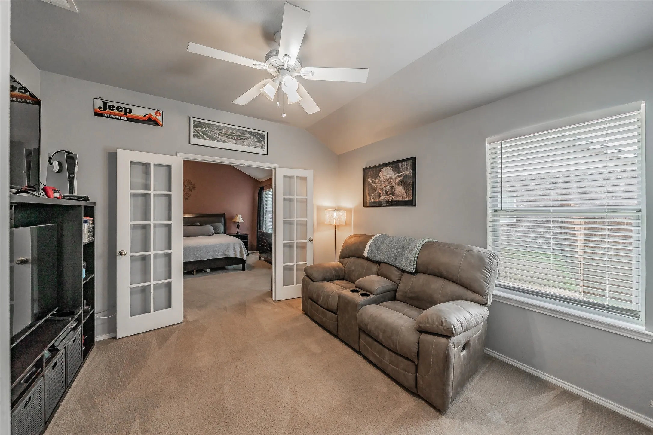 Single Family Residence For Sale in Tarrant County , 8532 Cactus Patch Way, Fort Worth, Texas 76131, 3 Bedroom, 2 Bathroom, 2 Garage spaces, 1,868 Sqft, built in 2006, mls#21394568, Real Estate Agent in Fort Worth, Homes For Sale in Tarrant county, Homes For Sale in Fort Worth, Realtor in Fort Worth Texas, Real Estate Brokerage Independent Realty Texas, Luminita Cordes Realtor