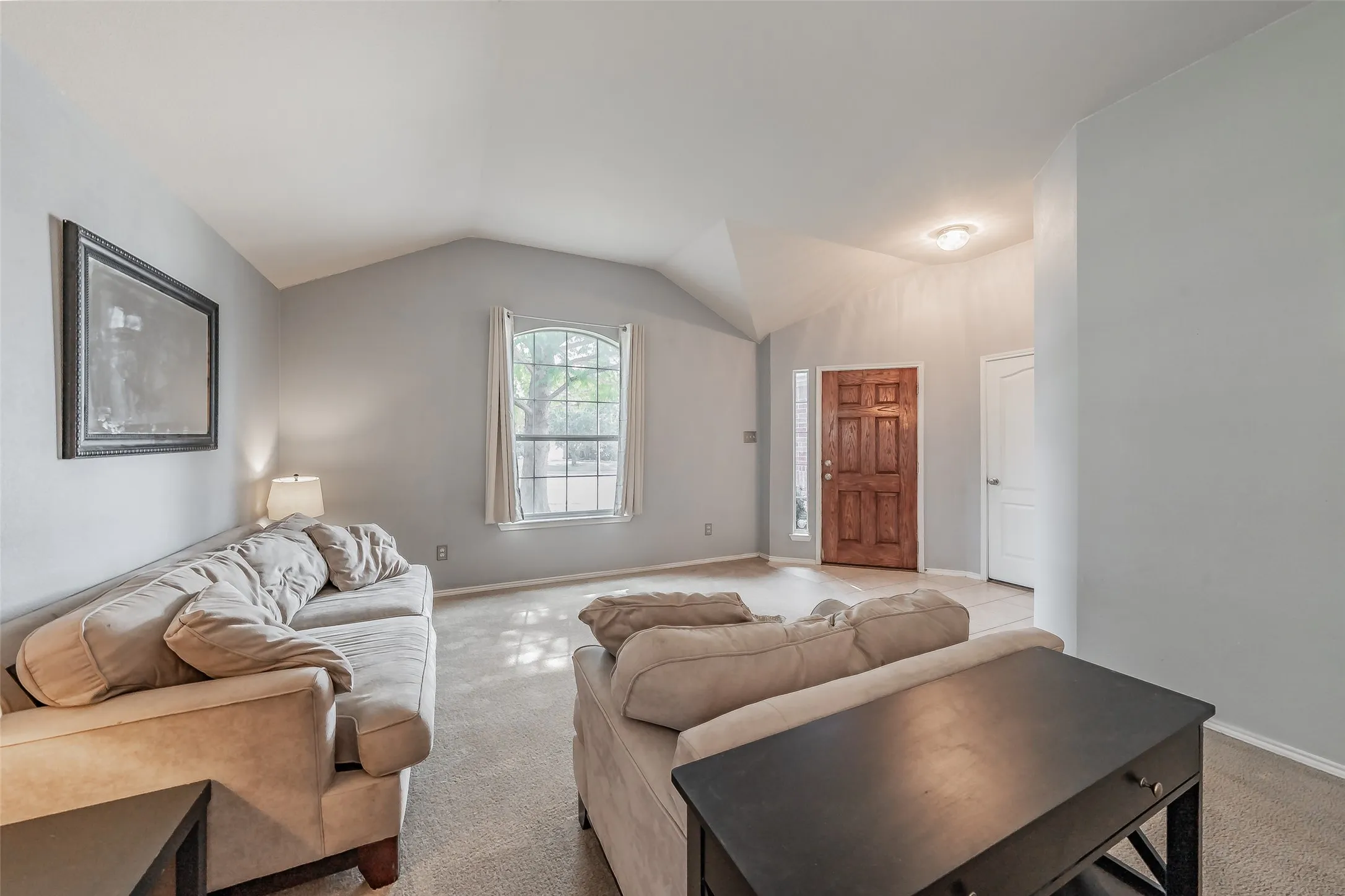 Single Family Residence For Sale in Tarrant County , 8532 Cactus Patch Way, Fort Worth, Texas 76131, 3 Bedroom, 2 Bathroom, 2 Garage spaces, 1,868 Sqft, built in 2006, mls#21394568, Real Estate Agent in Fort Worth, Homes For Sale in Tarrant county, Homes For Sale in Fort Worth, Realtor in Fort Worth Texas, Real Estate Brokerage Independent Realty Texas, Luminita Cordes Realtor