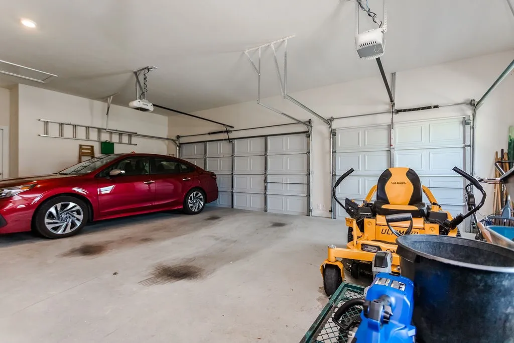3 car garage, 2 garage doors