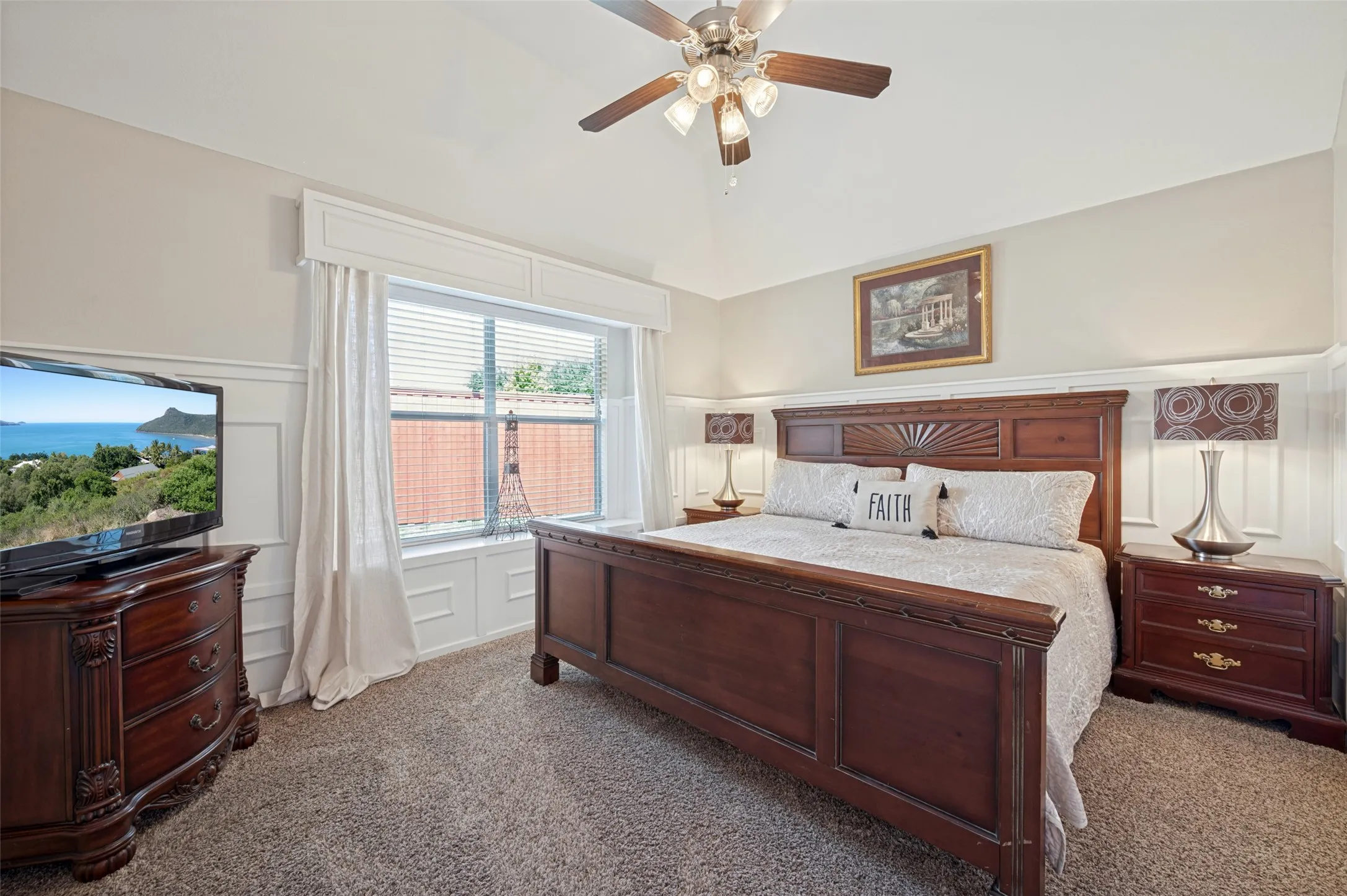 Single Family Residence For Sale in Collin County , 821 Echo Drive, Prosper, Texas 75078, 4 Bedroom, 5 Bathroom, 3 Garage spaces, 4,079 Sqft, built in 2006, mls#21393182, Real Estate Agent in Prosper, Homes For Sale in Collin county, Homes For Sale in Prosper, Realtor in Prosper Texas, Real Estate Brokerage Independent Realty Texas, Luminita Cordes Realtor